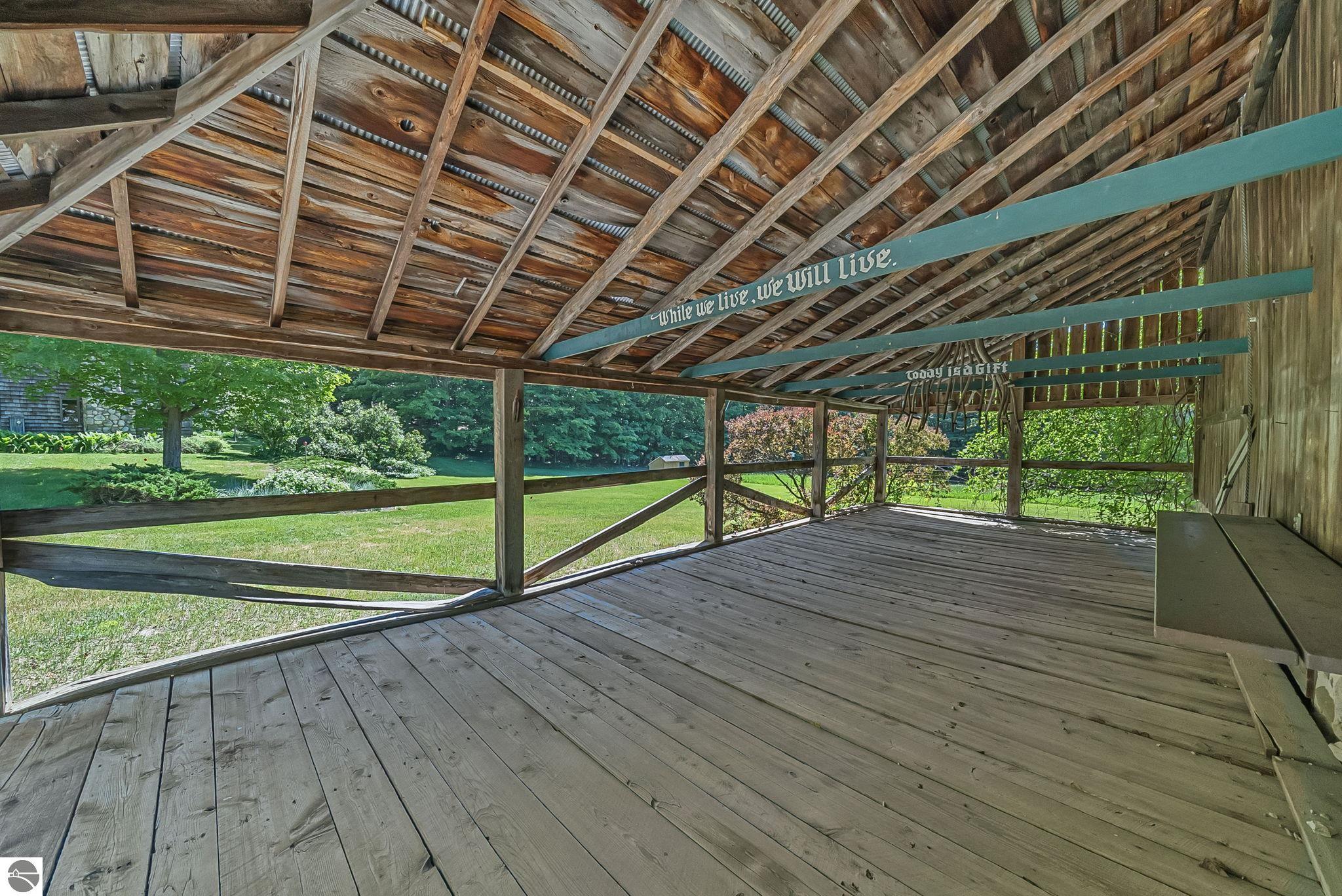 2747 S Good Harbor Trail