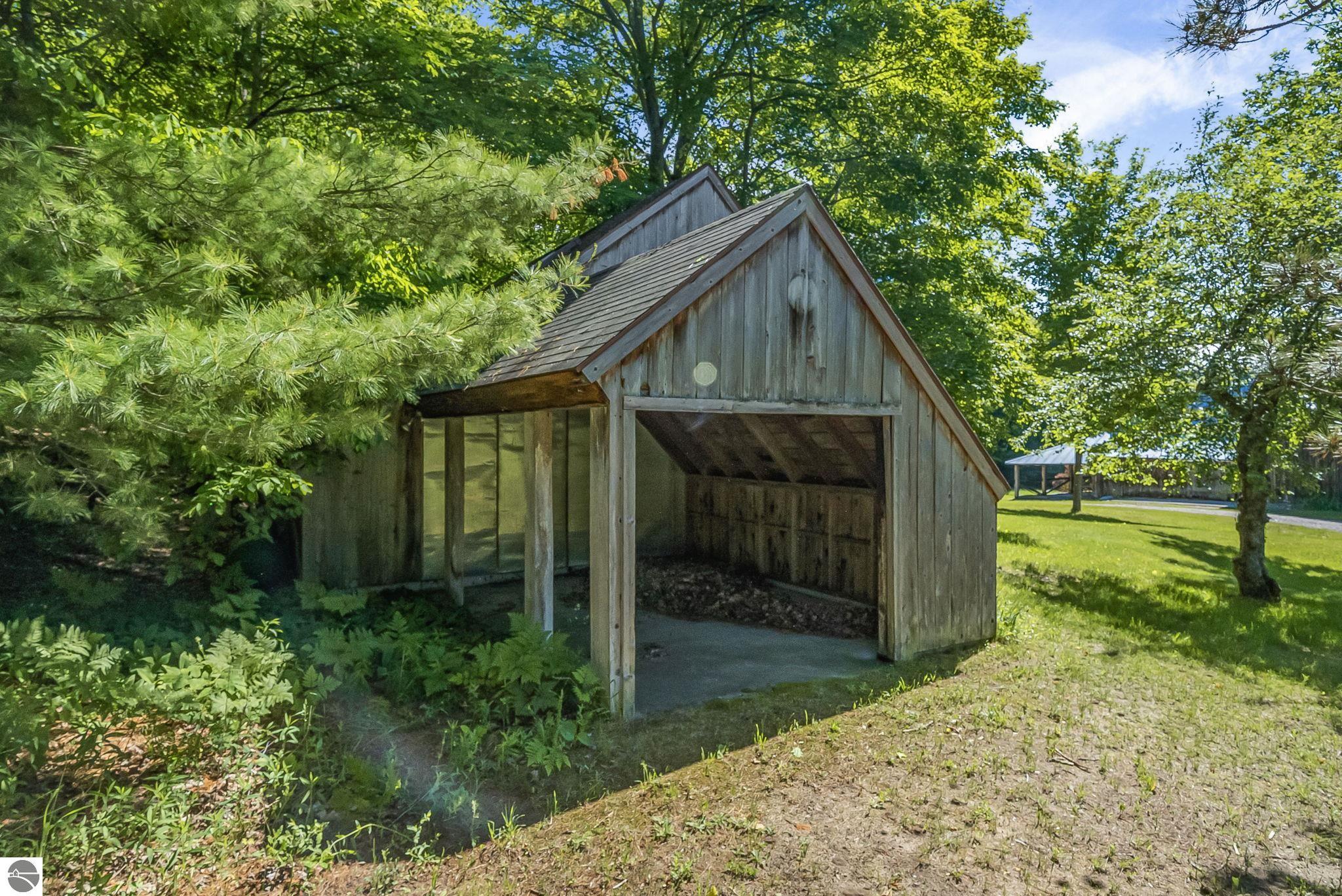 2747 S Good Harbor Trail