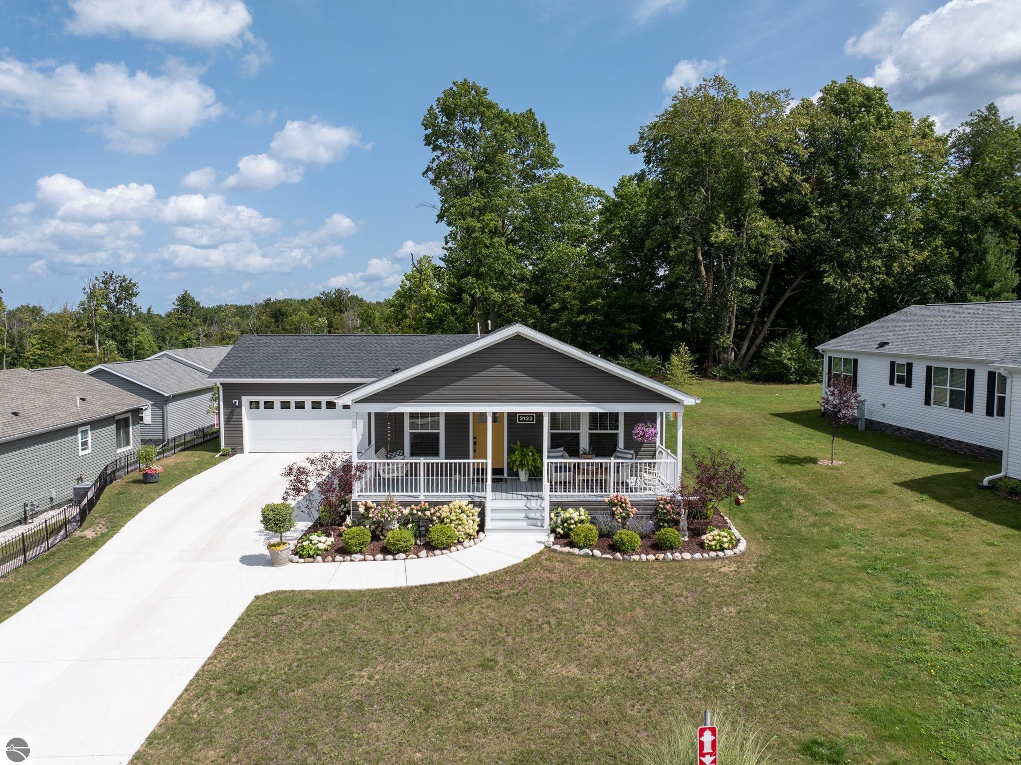 2132 Vista View Drive