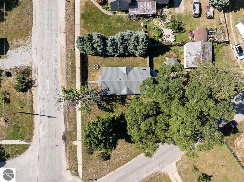 211 Oak