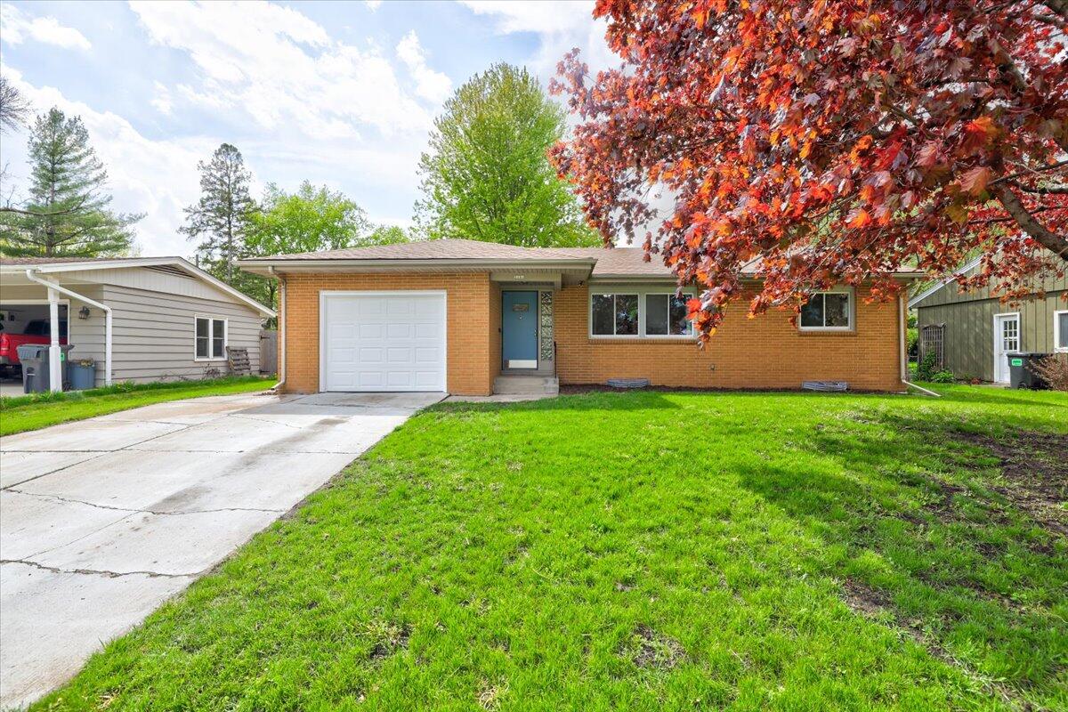 2101 Kellogg Avenue