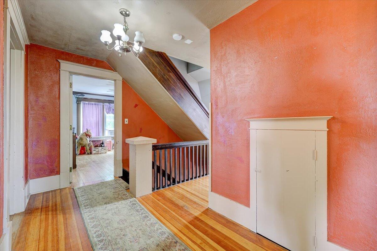 1318 160th Street