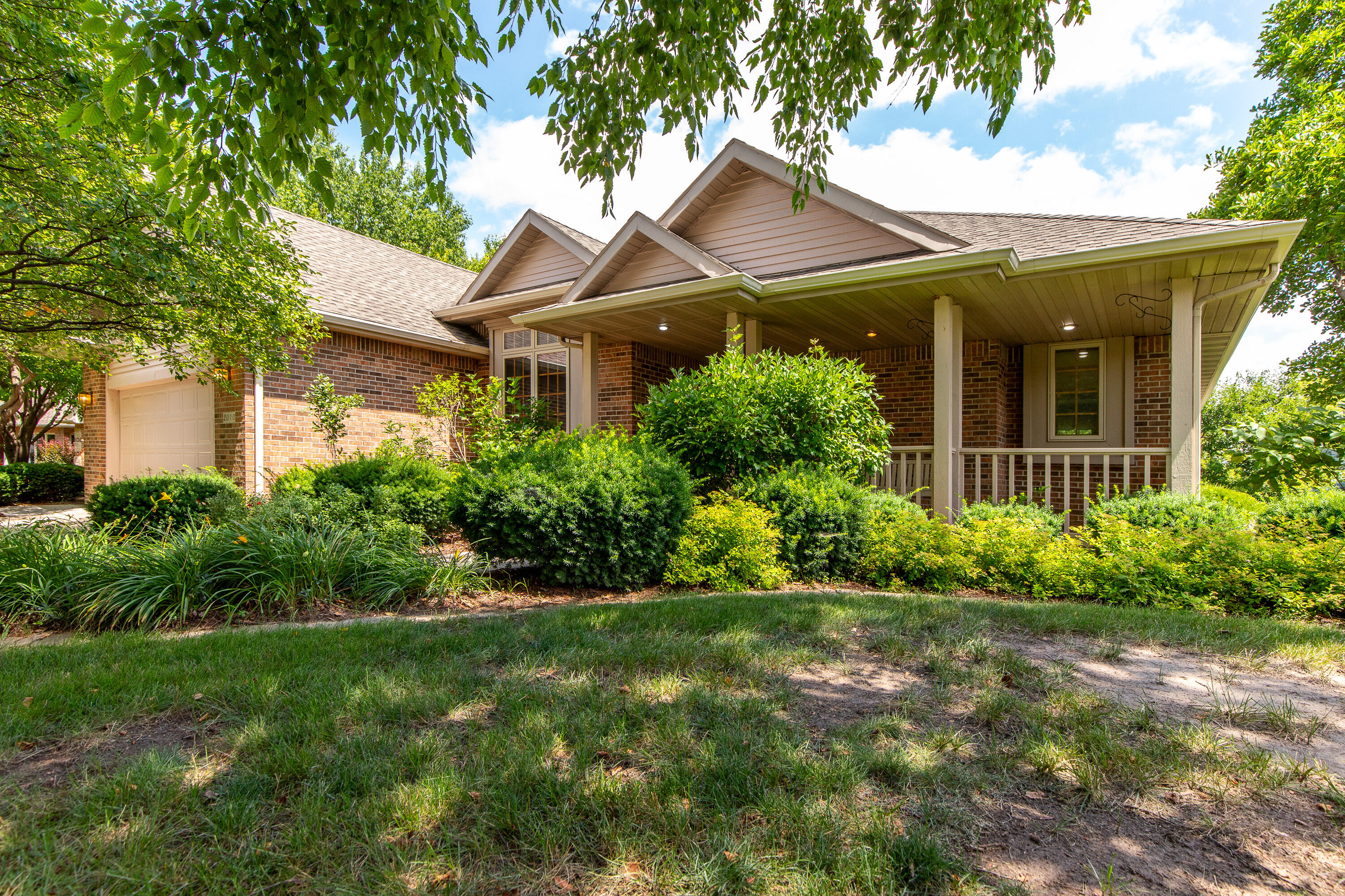 2010 Indiangrass Court