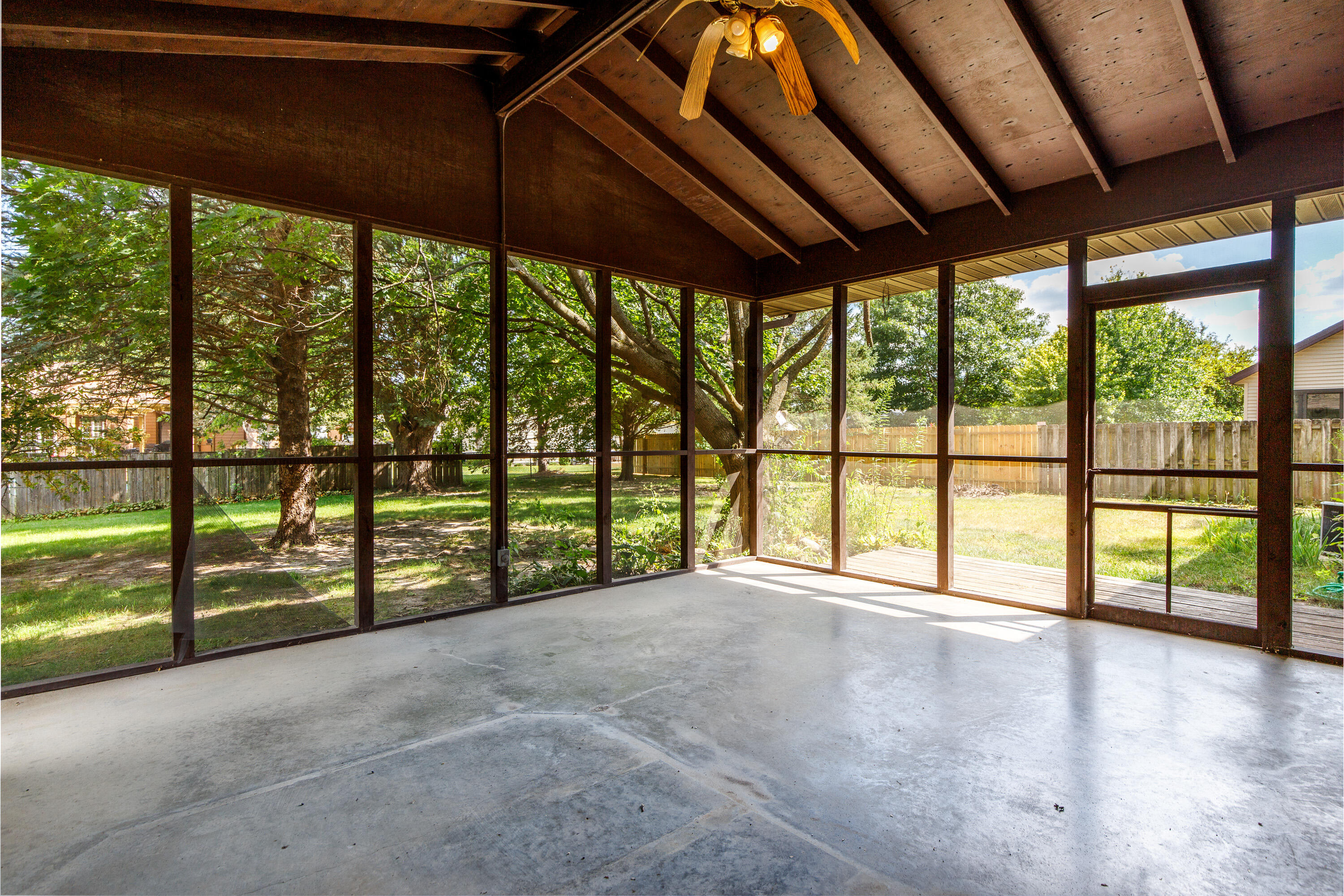 1122 Oklahoma Drive