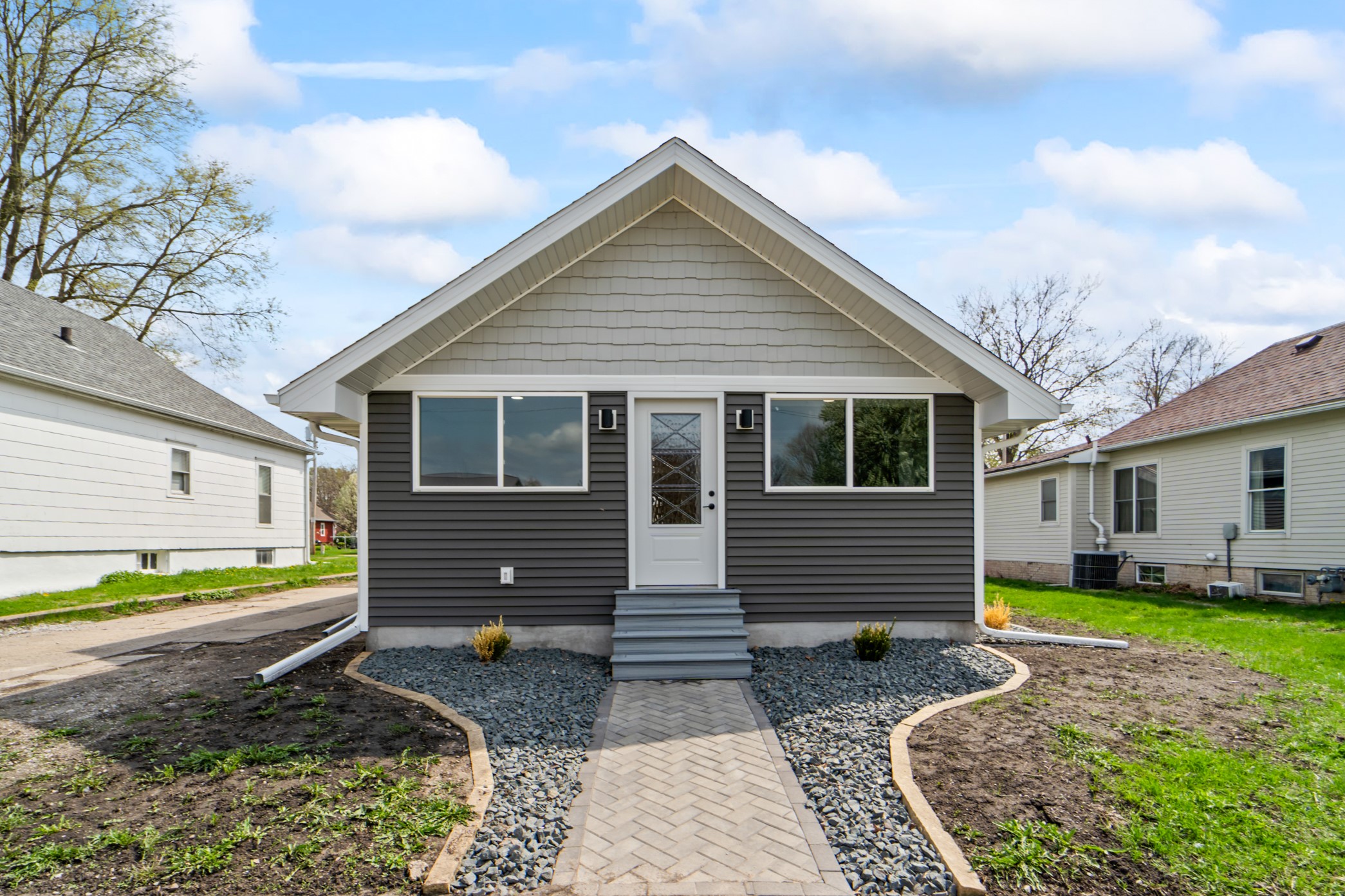 1626 Mamie Eisenhower Avenue