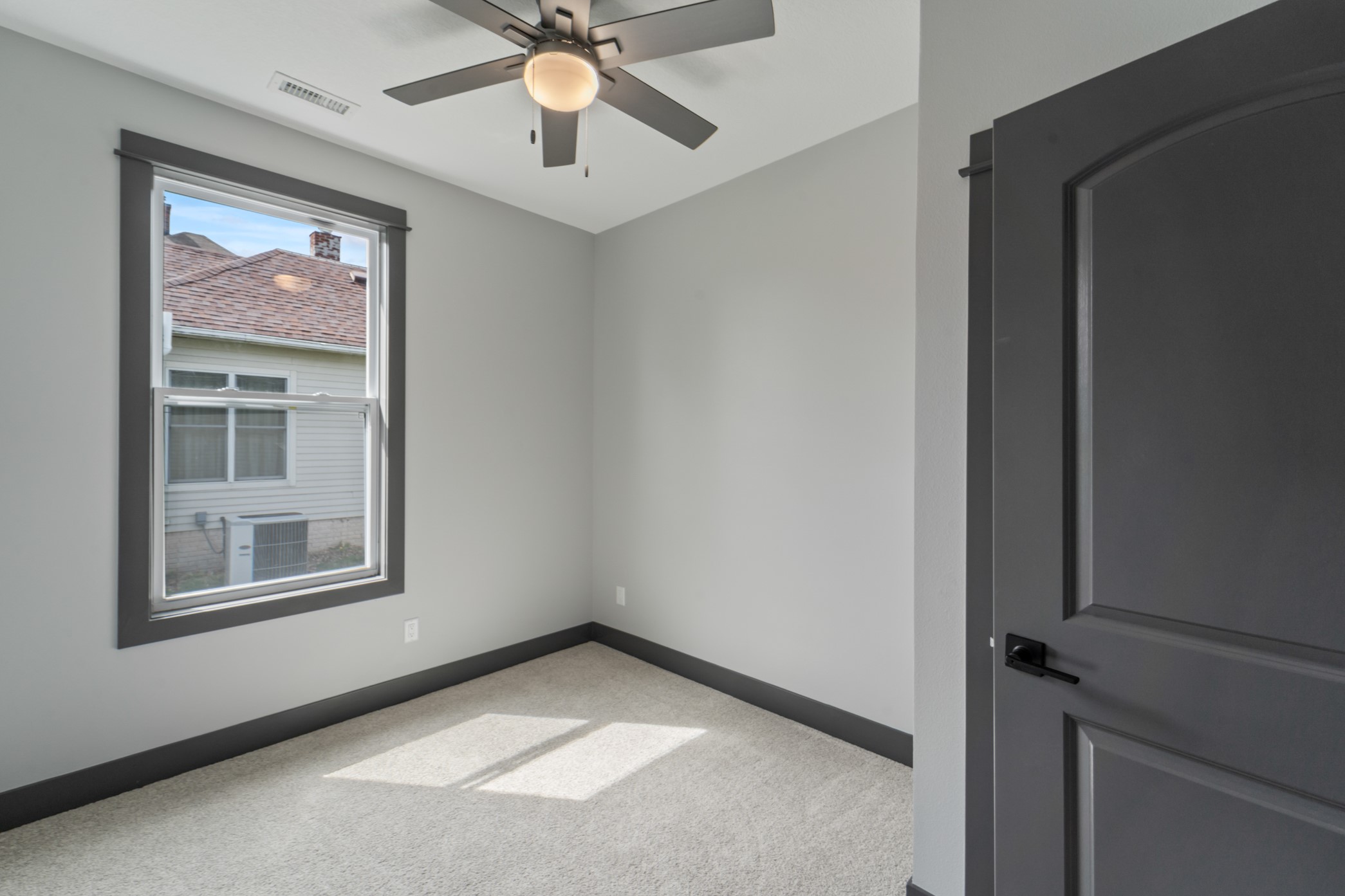 1626 Mamie Eisenhower Avenue