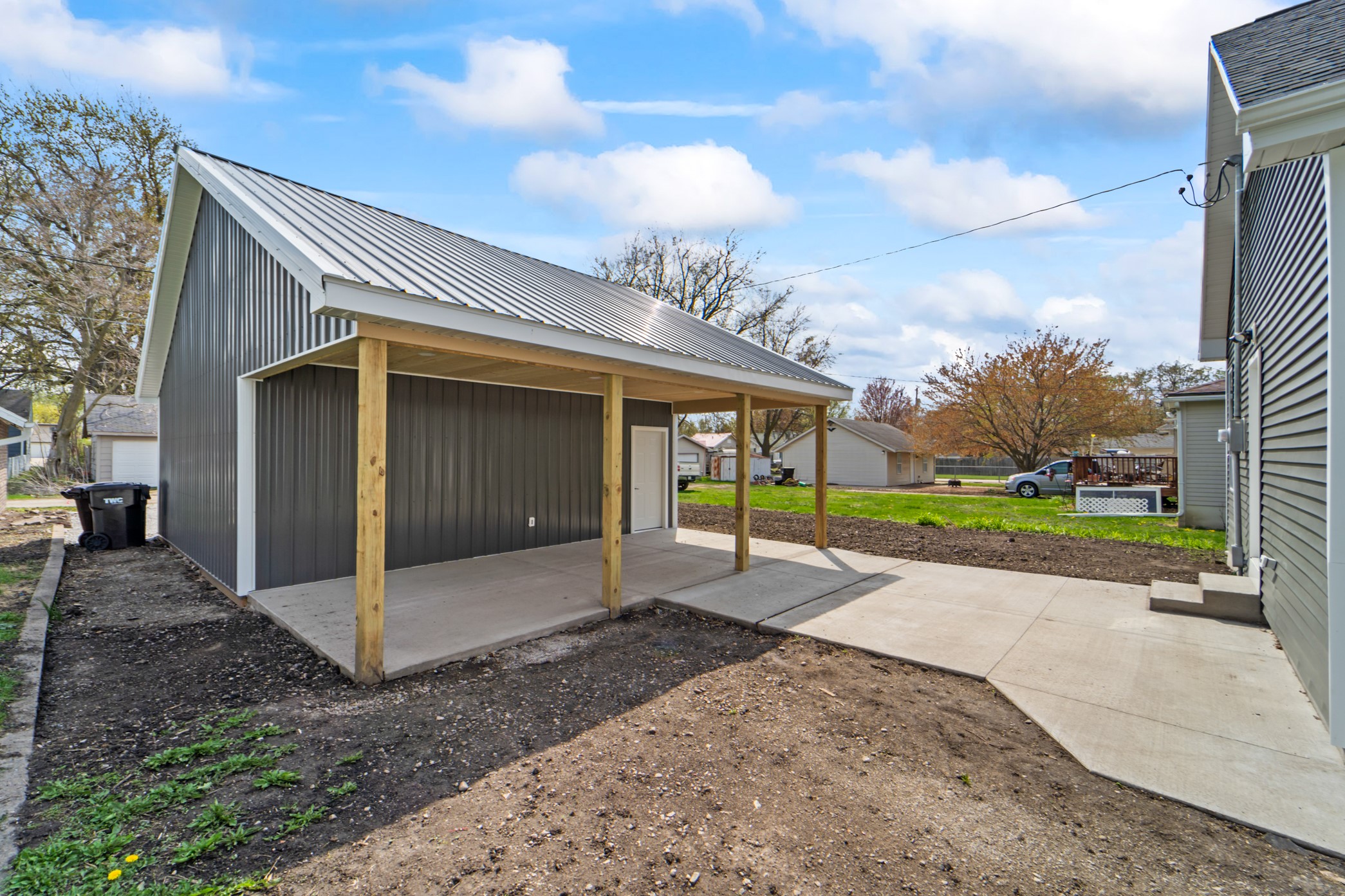 1626 Mamie Eisenhower Avenue