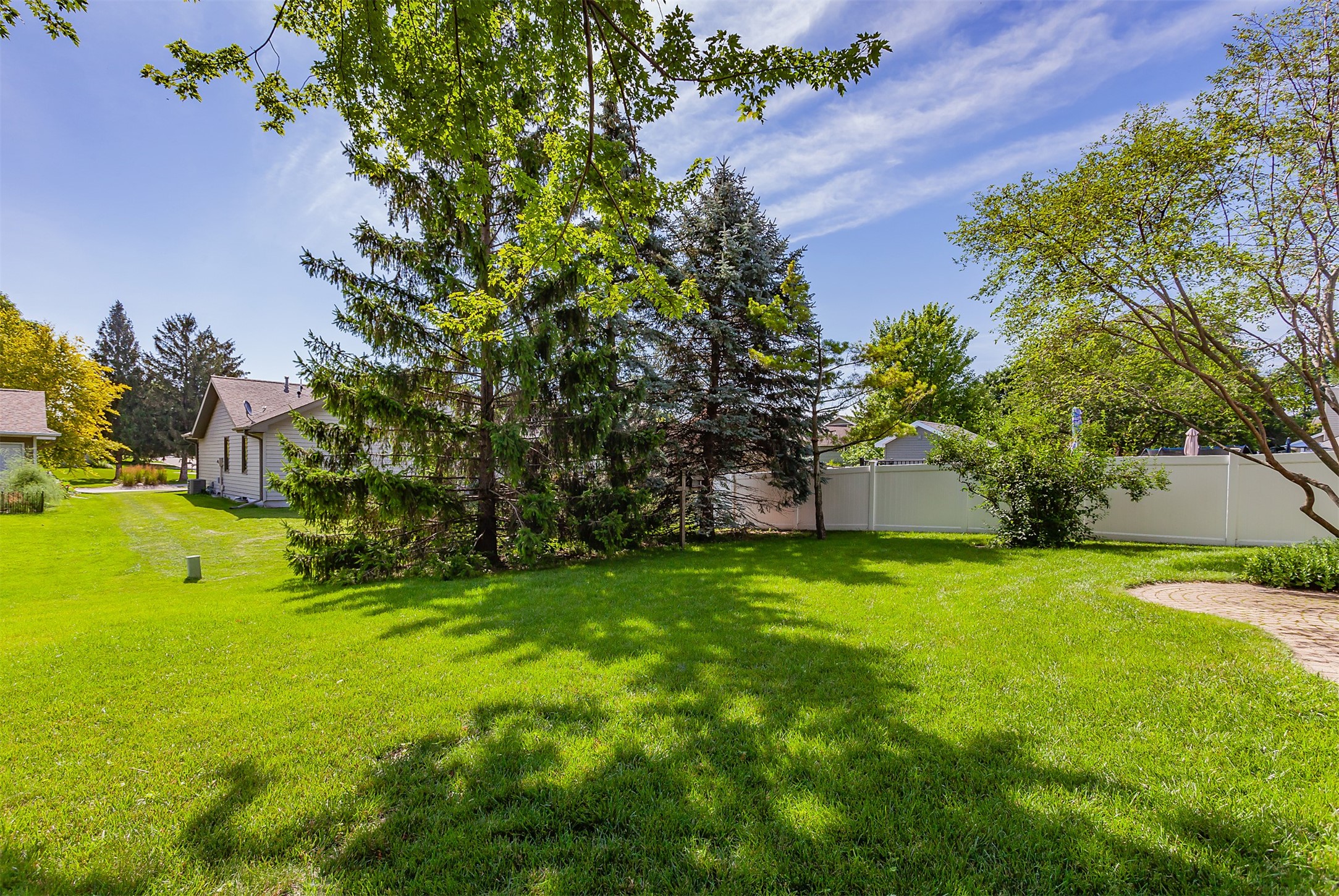 3806 Columbine Avenue