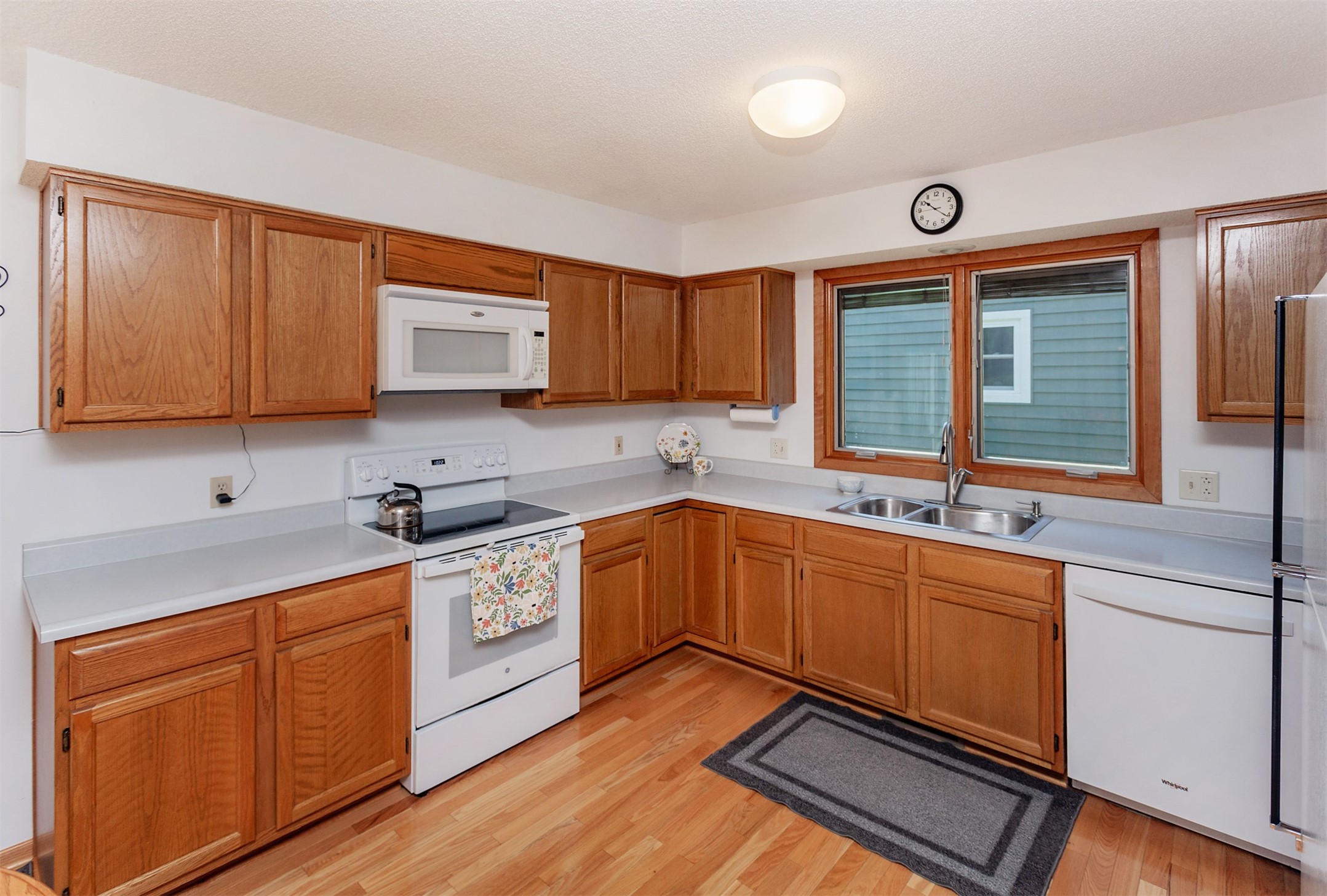 3806 Columbine Avenue