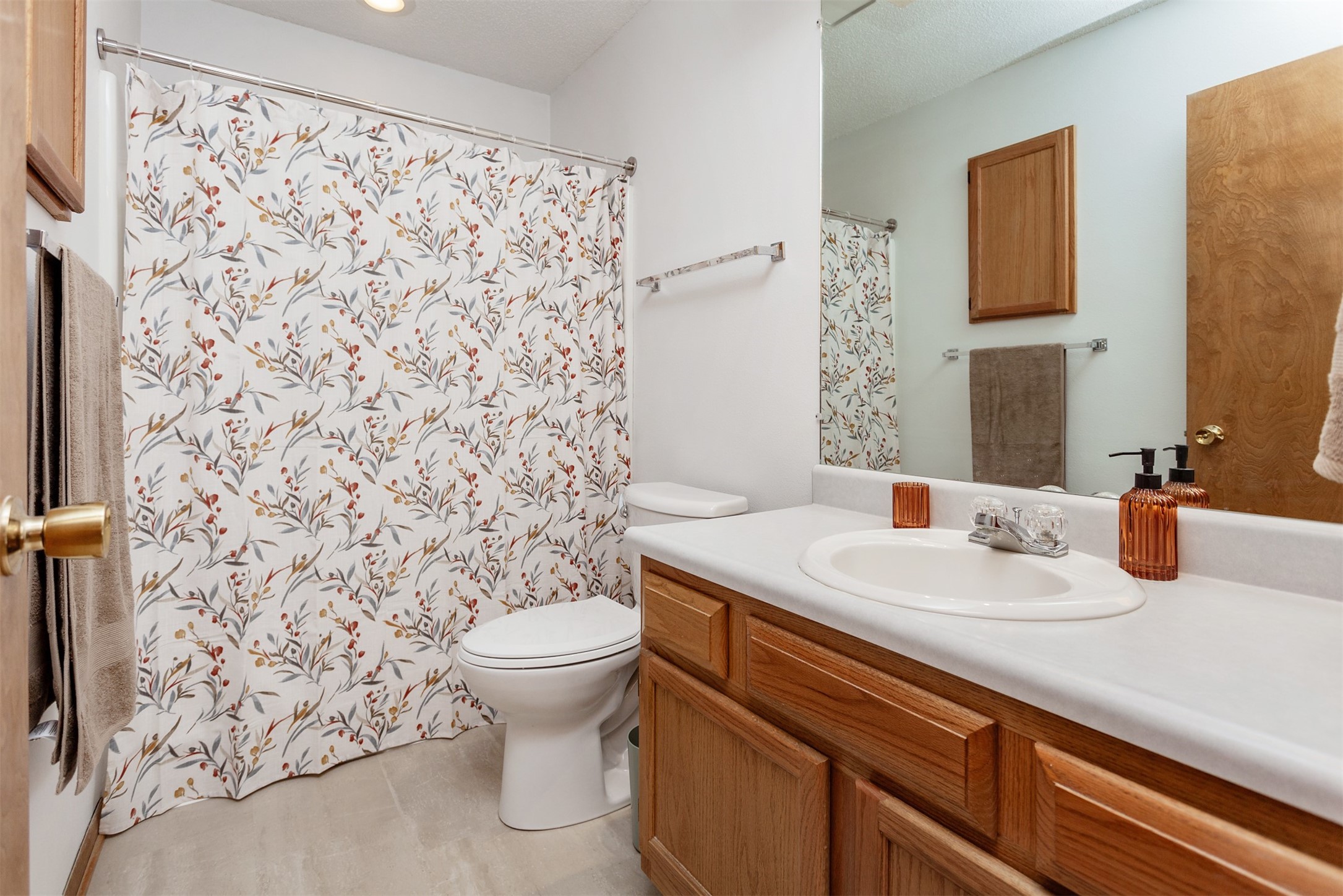 3806 Columbine Avenue