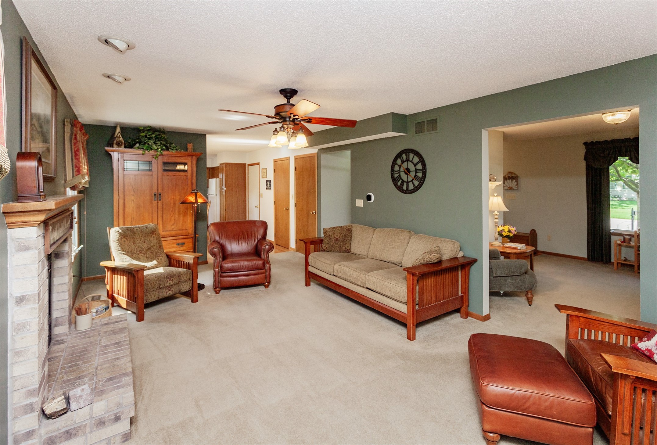 3806 Columbine Avenue