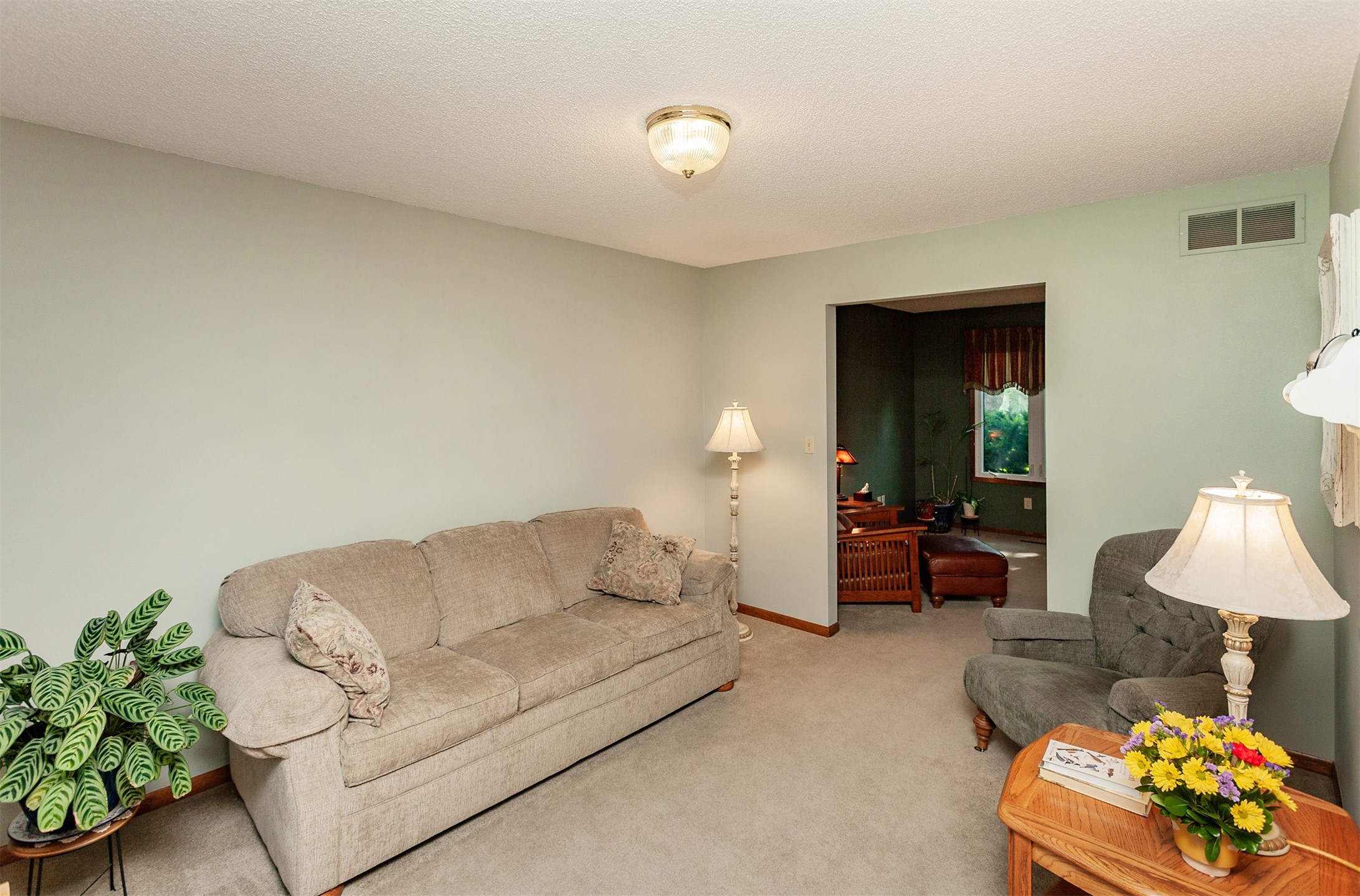 3806 Columbine Avenue