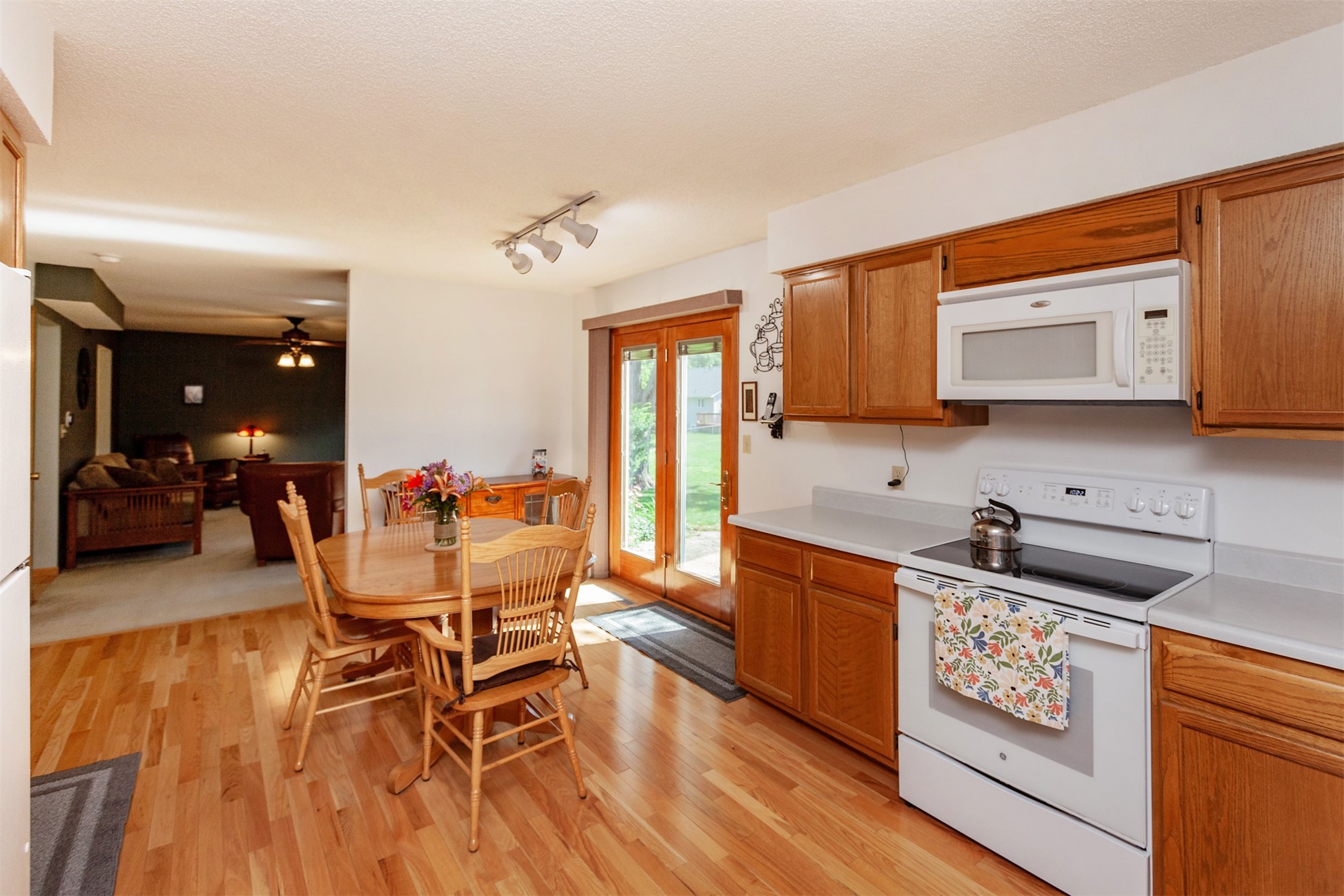 3806 Columbine Avenue