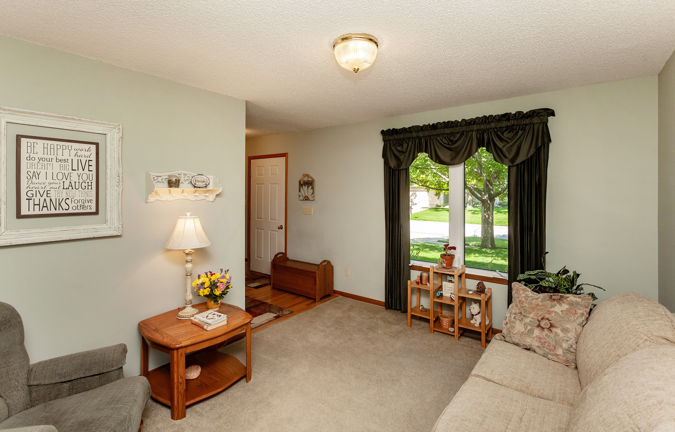 3806 Columbine Avenue