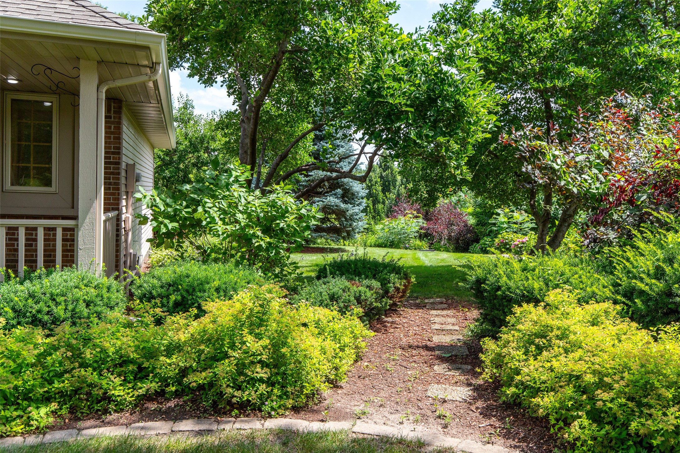 2010 Indiangrass Court