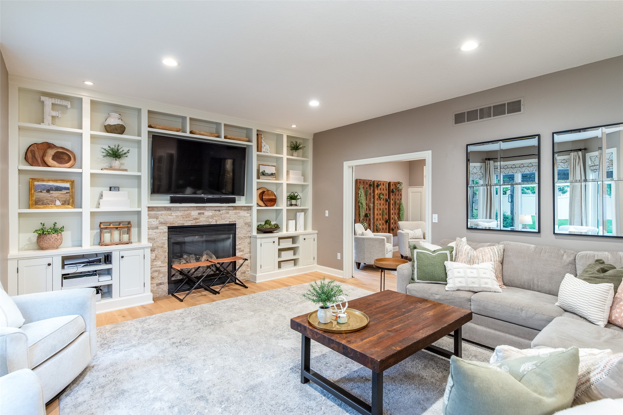 3728 Bridgeport Drive