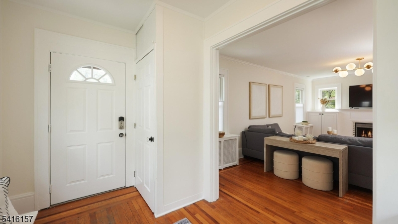 288 Seneca Pl
