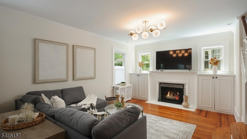 288 Seneca Pl