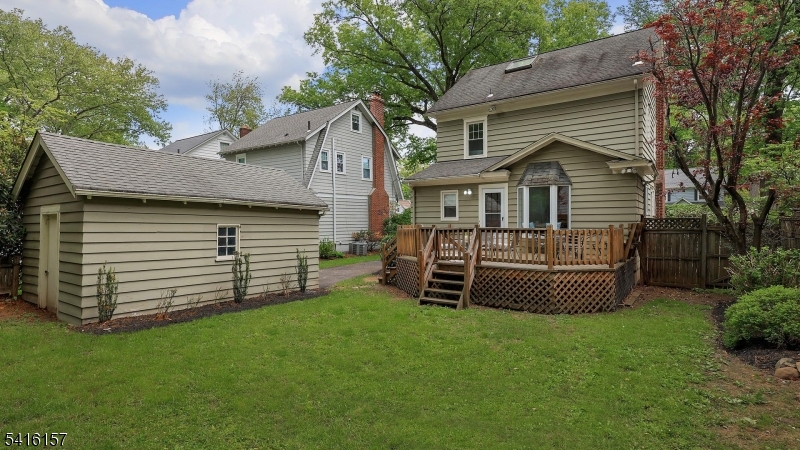 288 Seneca Pl
