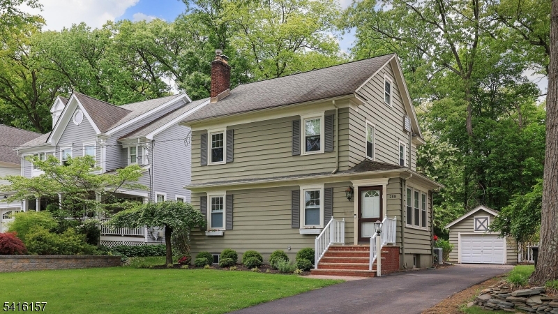 288 Seneca Pl