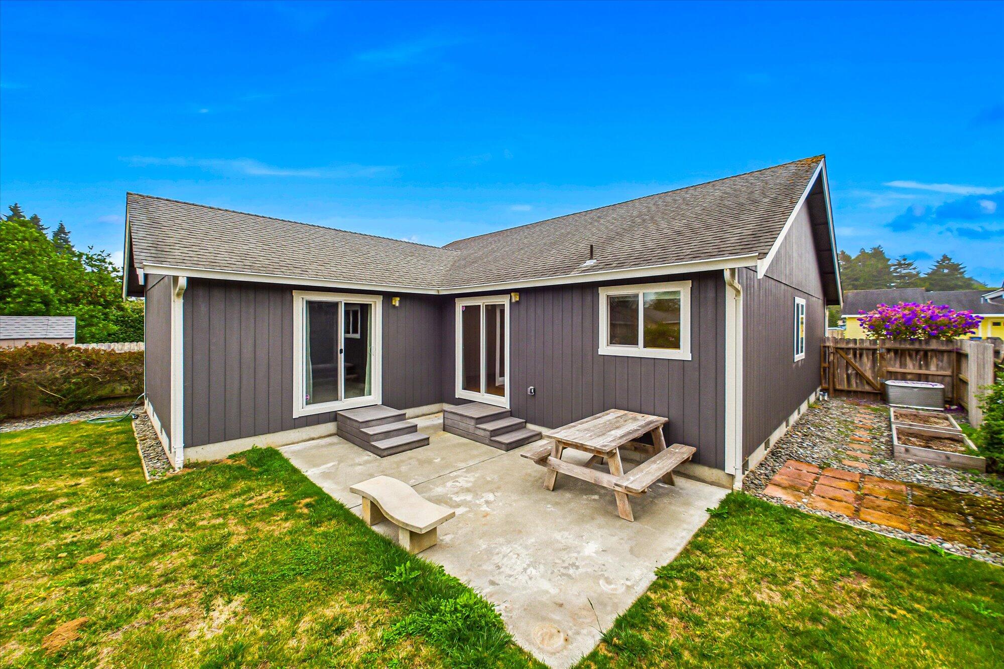 2454 Hawks View Court, McKinleyville