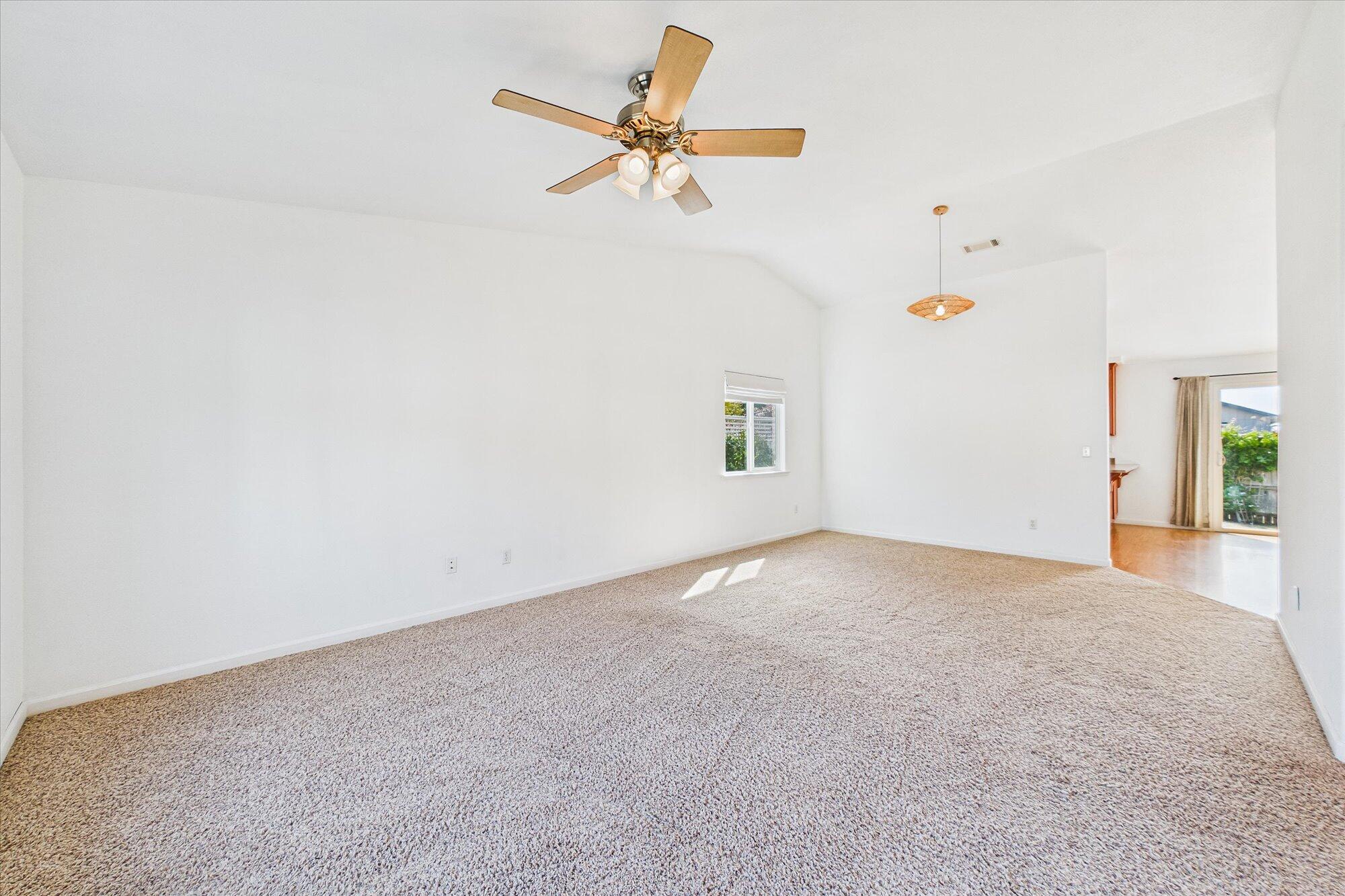 2454 Hawks View Court, McKinleyville