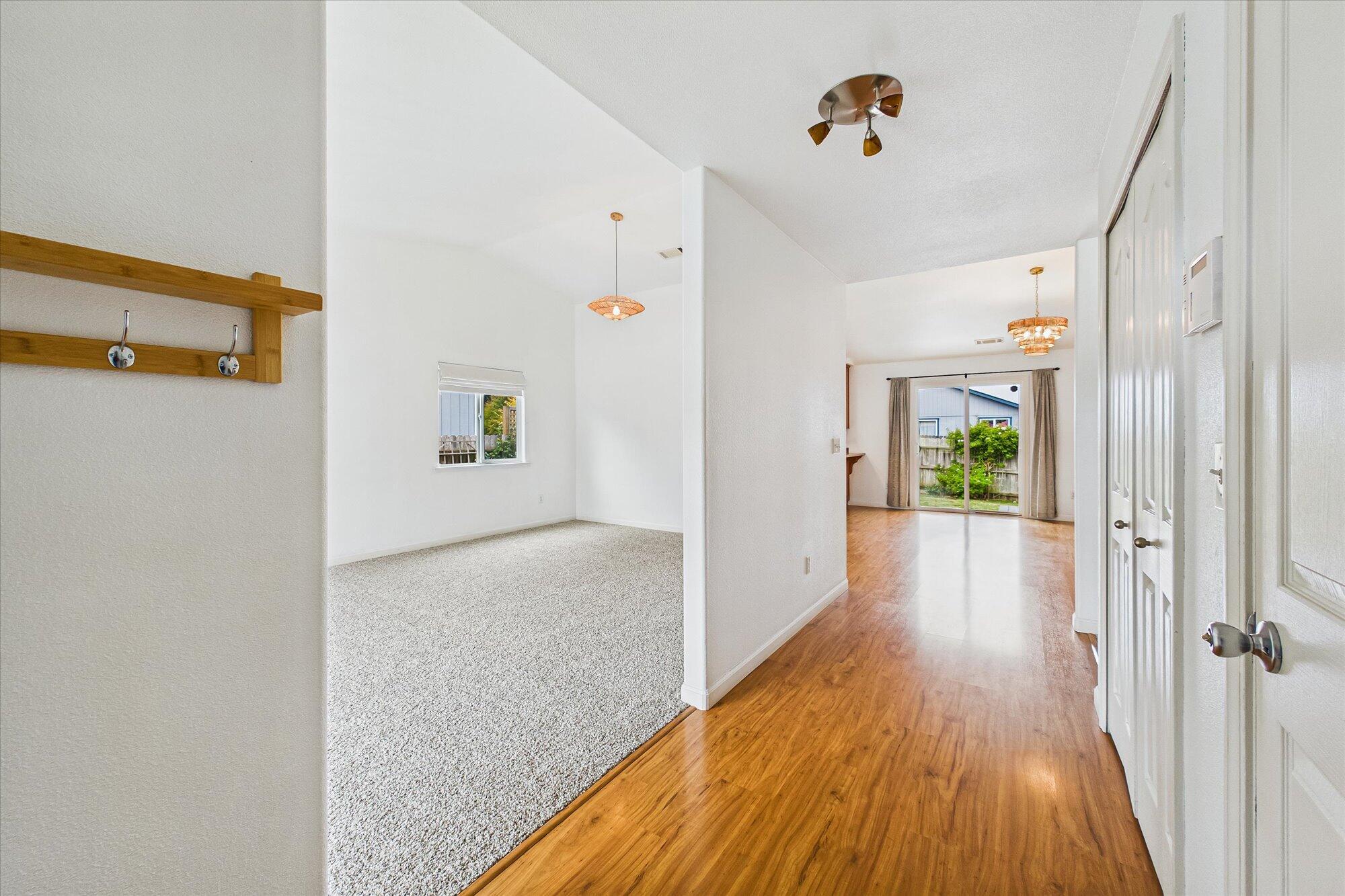 2454 Hawks View Court, McKinleyville