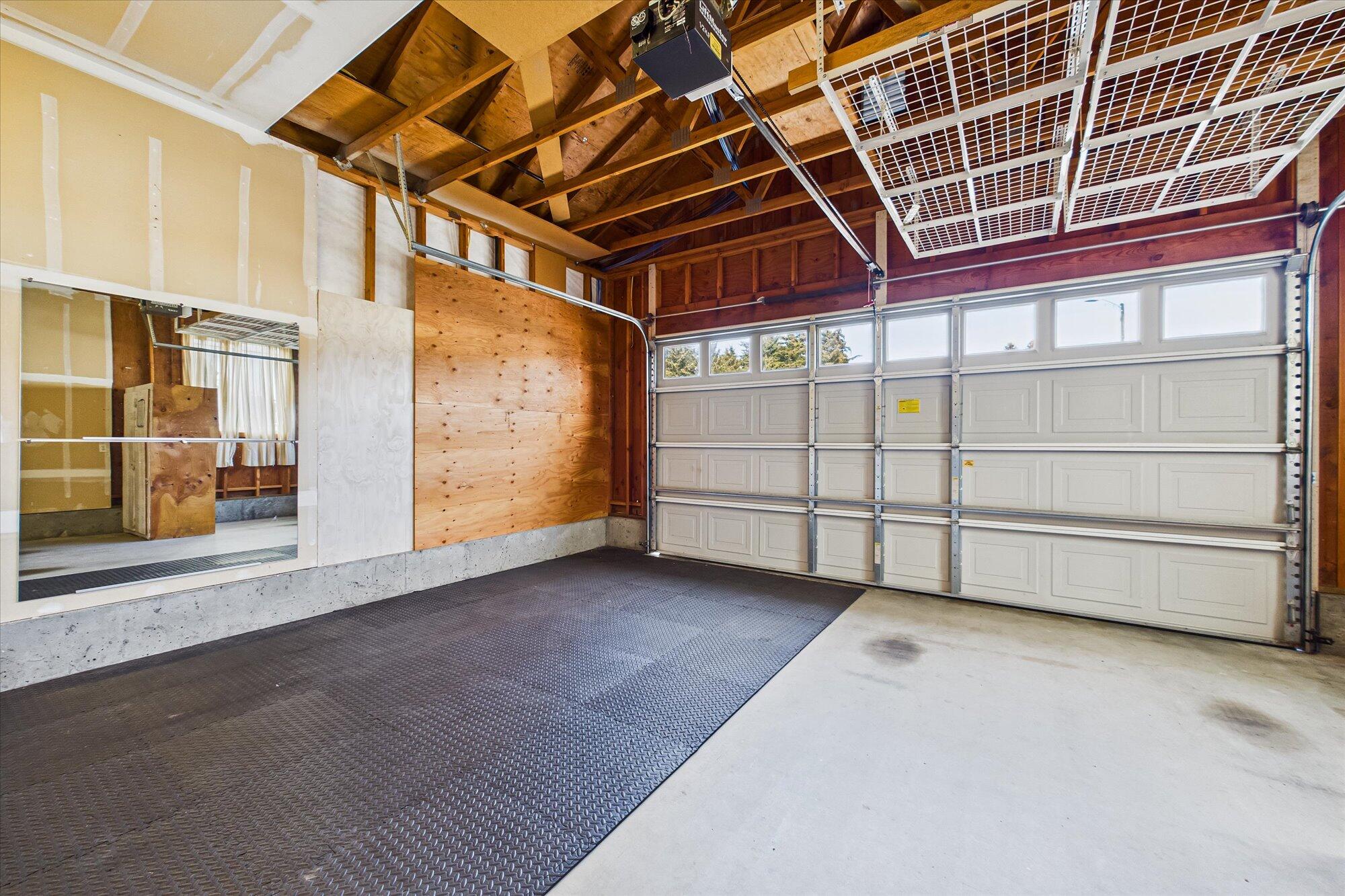 2454 Hawks View Court, McKinleyville