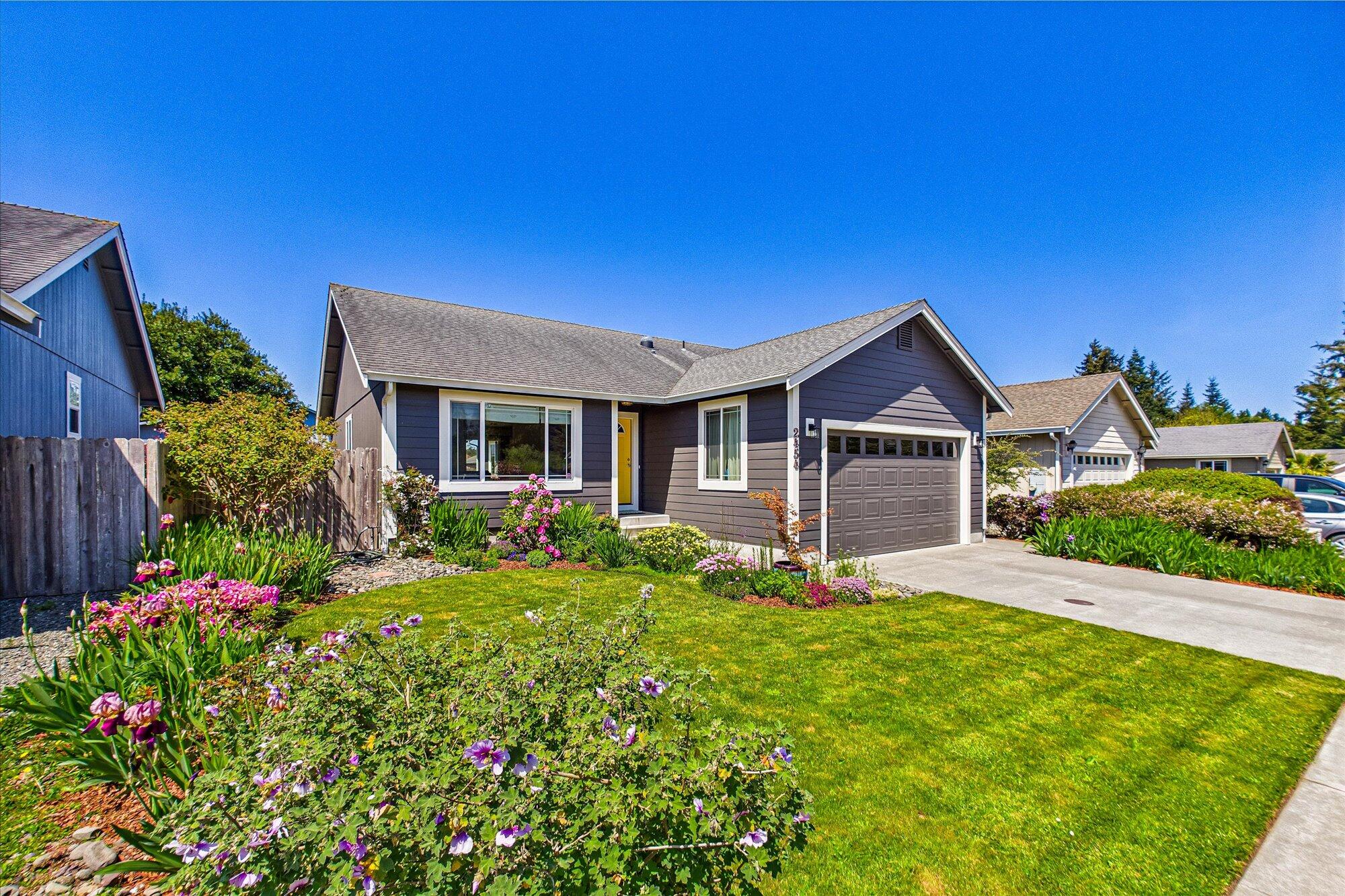 2454 Hawks View Court, McKinleyville