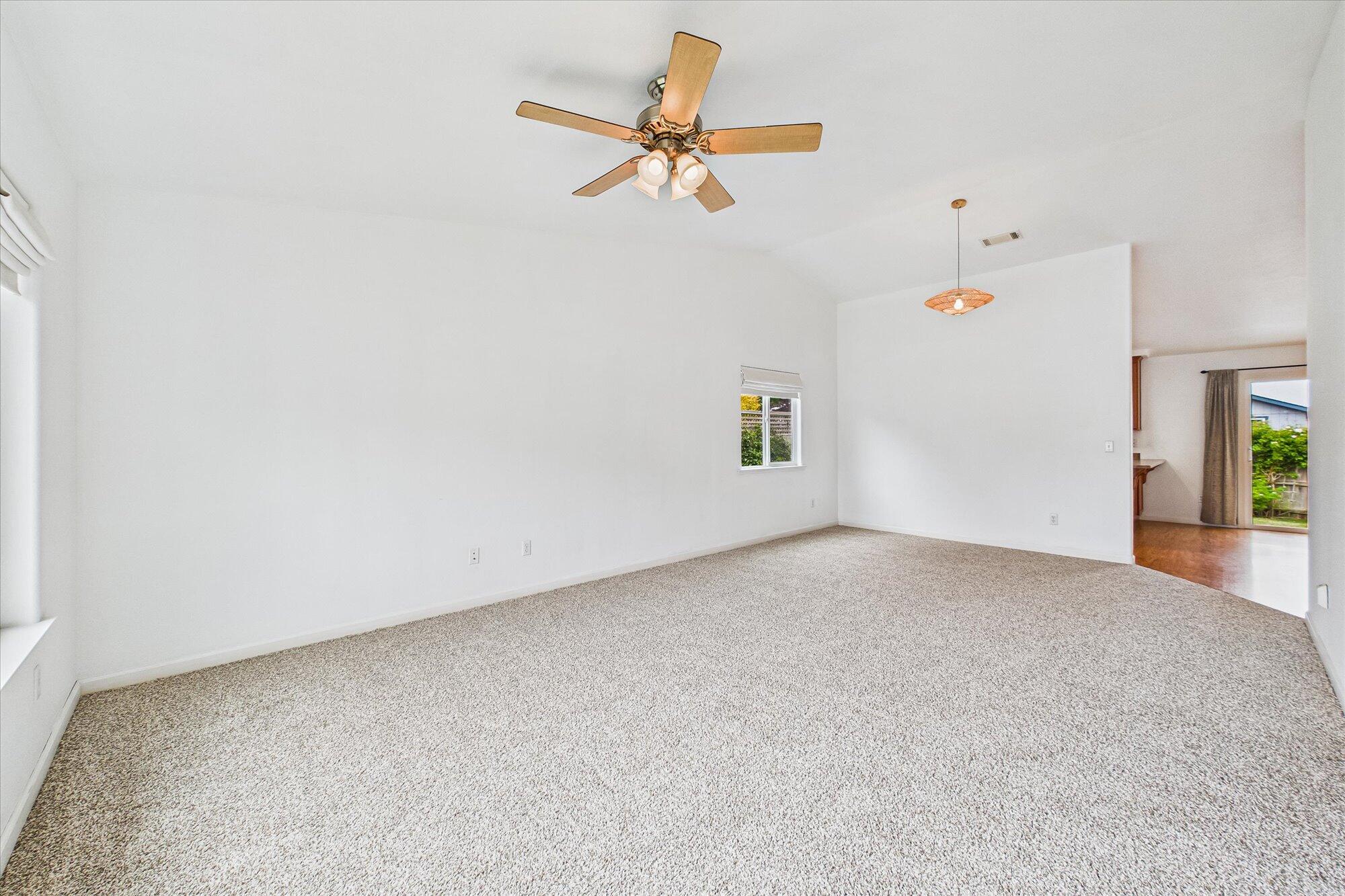 2454 Hawks View Court, McKinleyville