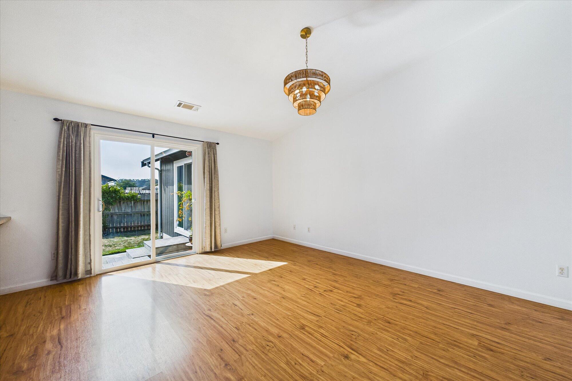 2454 Hawks View Court, McKinleyville