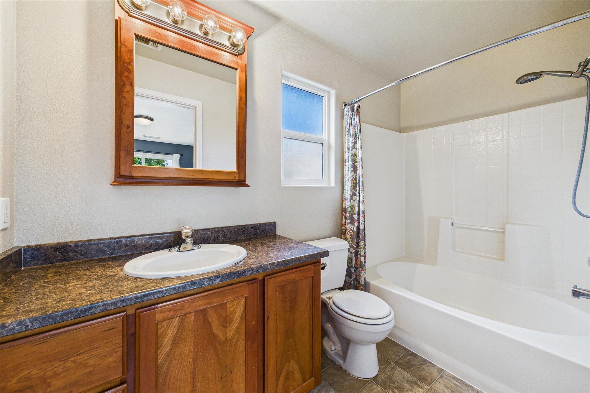 2454 Hawks View Court, McKinleyville