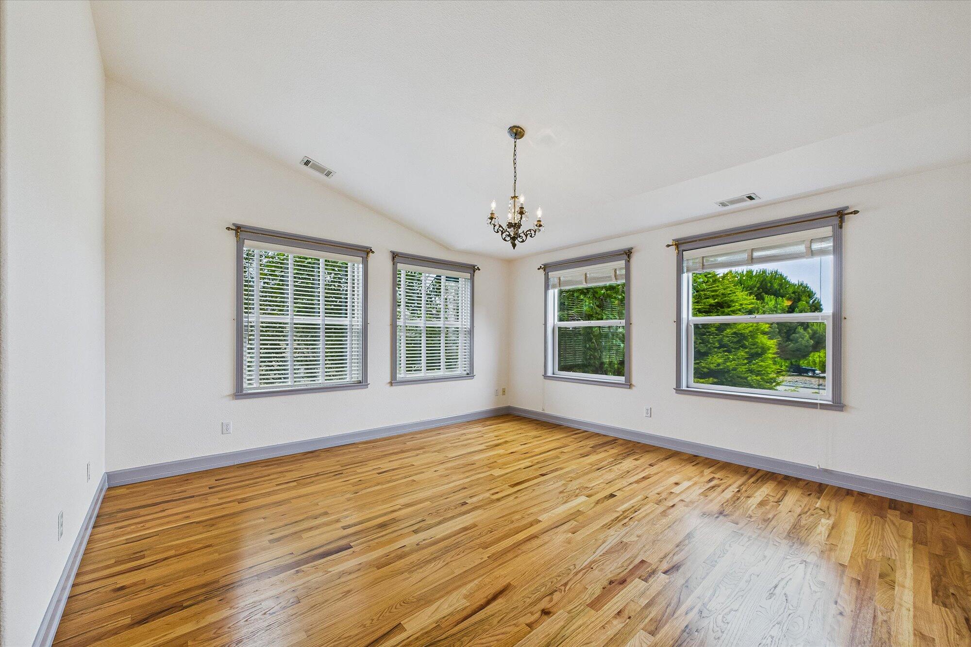 1015 Cameron Court, McKinleyville