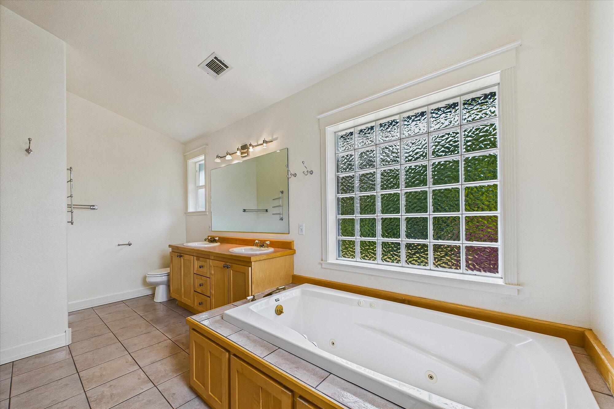 1015 Cameron Court, McKinleyville