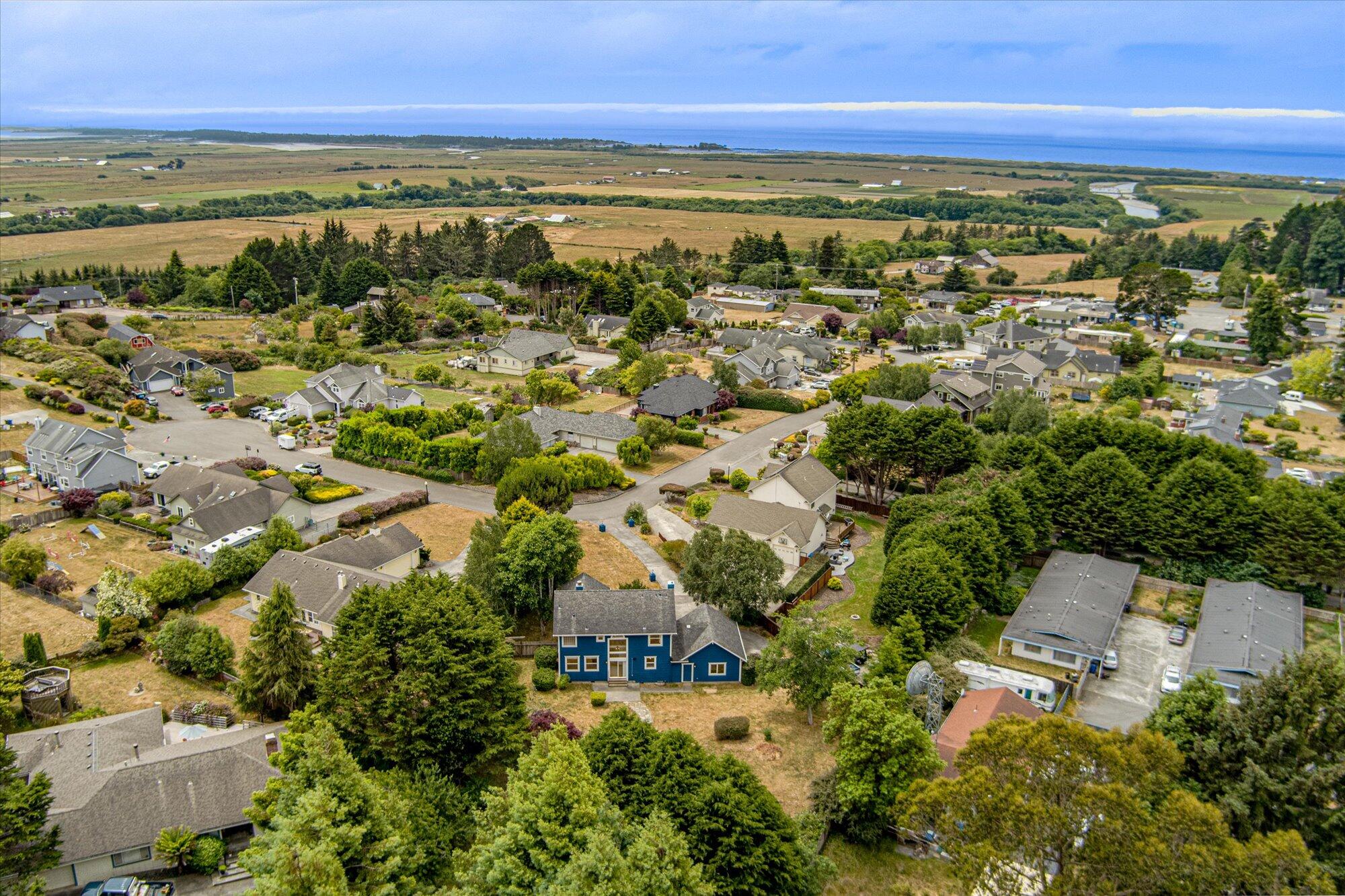 1015 Cameron Court, McKinleyville