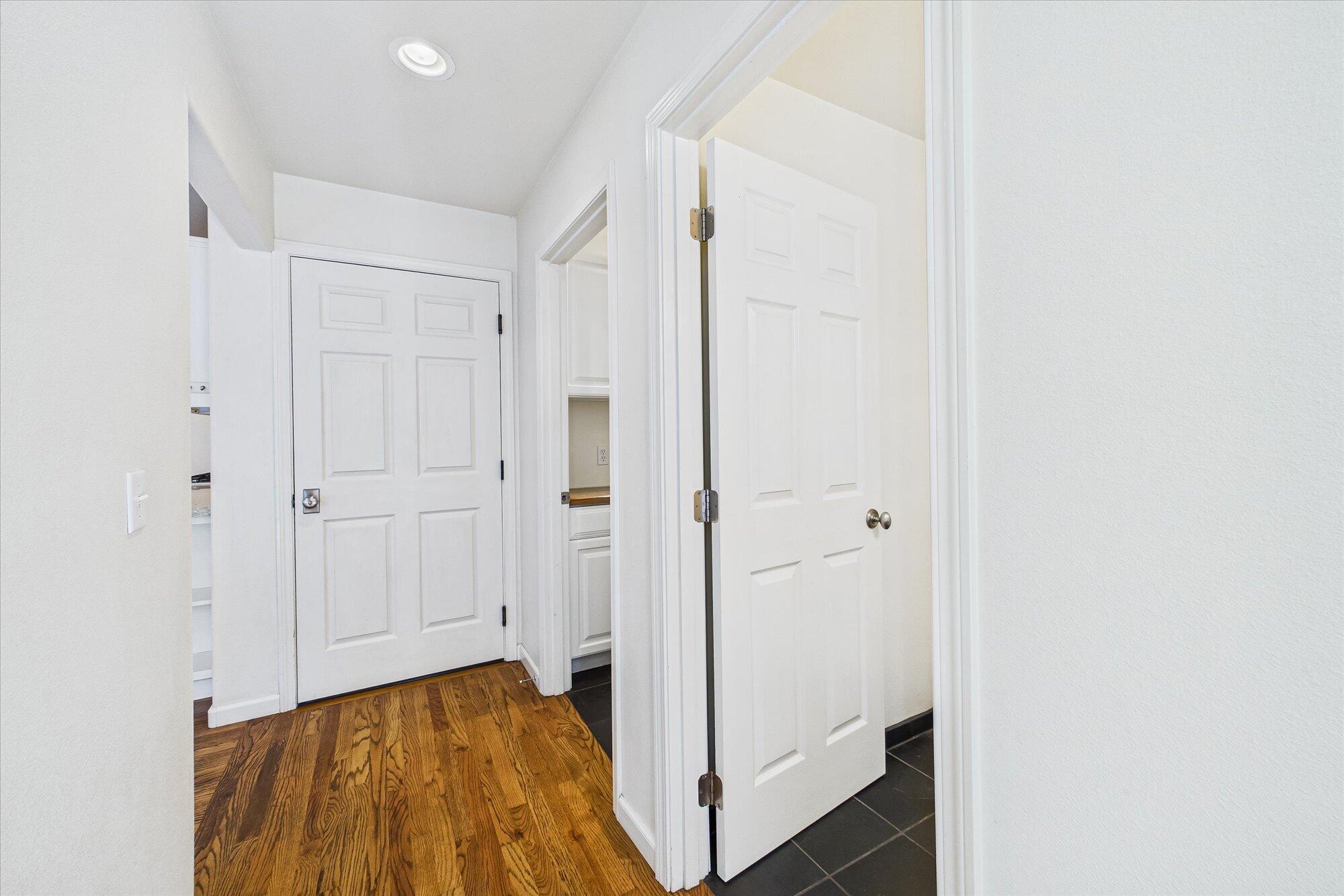 2700 Meadow Creek Way