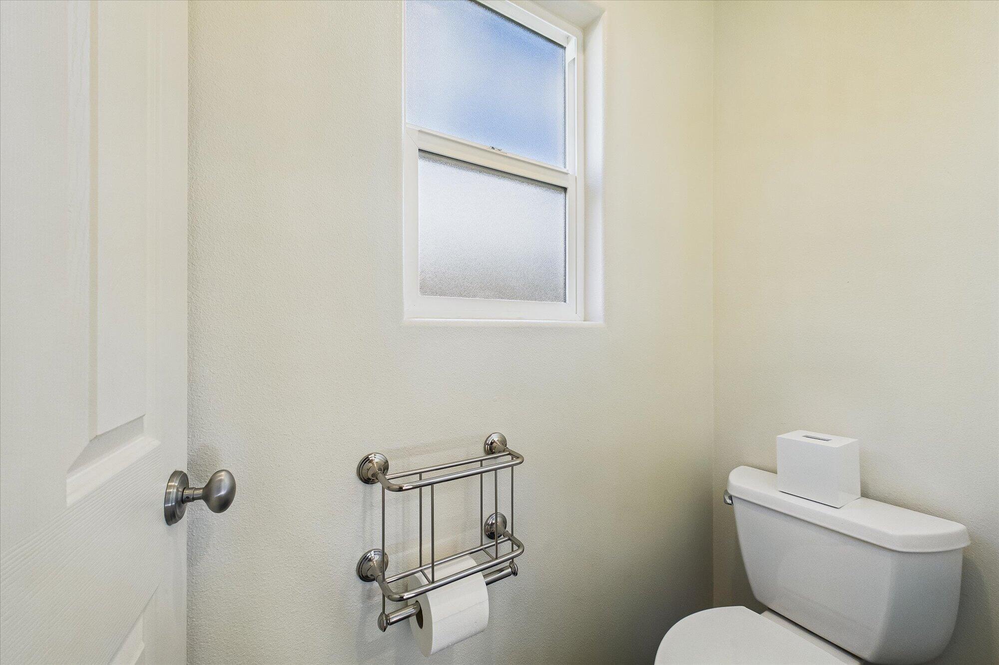 2700 Meadow Creek Way