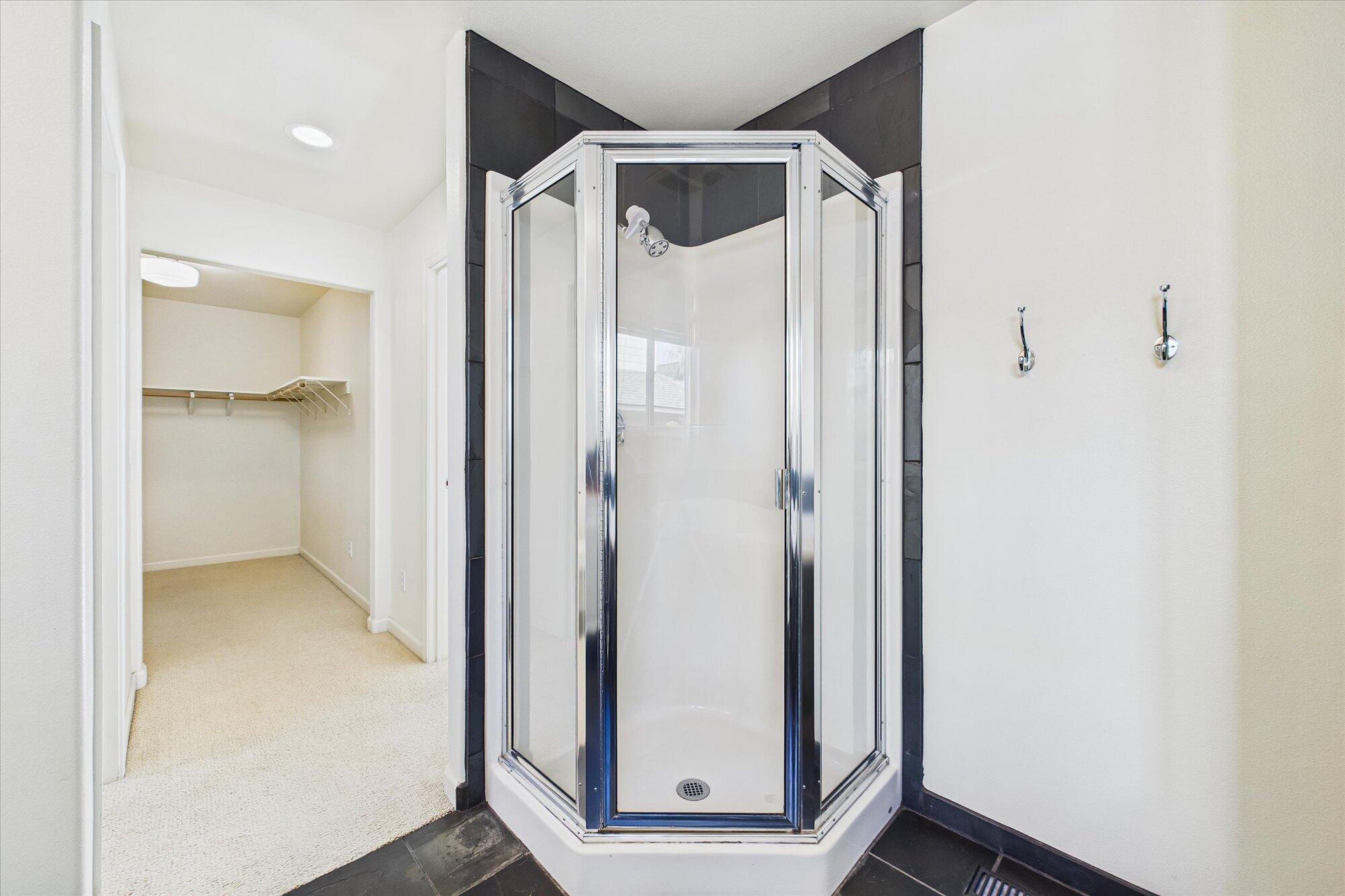 2700 Meadow Creek Way