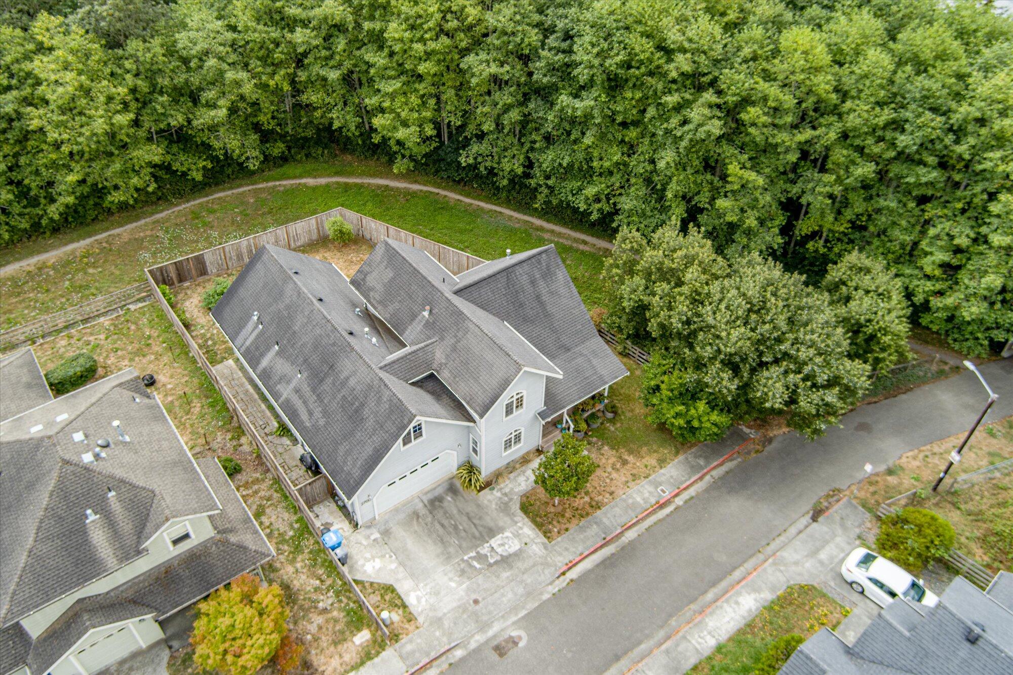 2700 Meadow Creek Way
