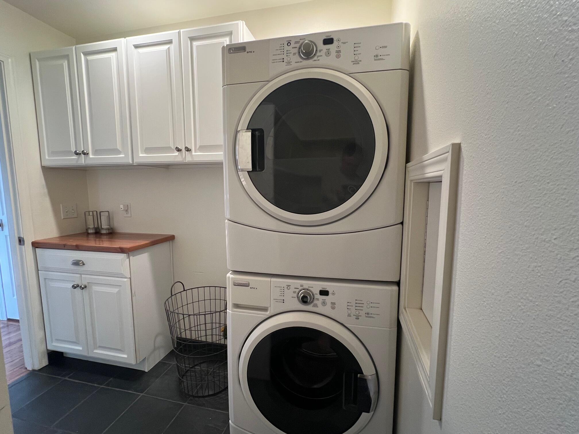 2700 Meadow Creek Way