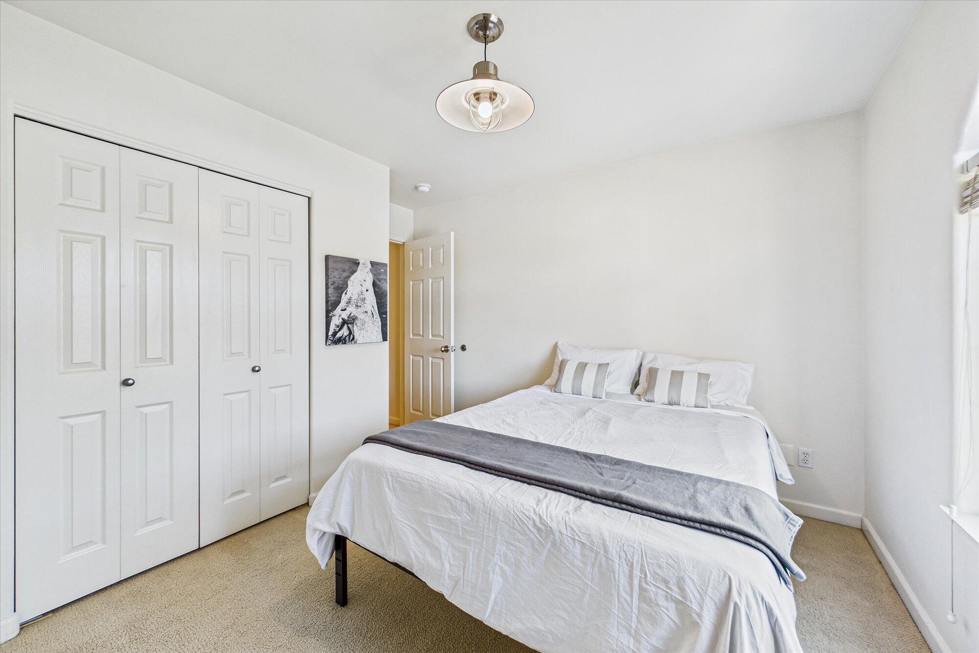 2700 Meadow Creek Way