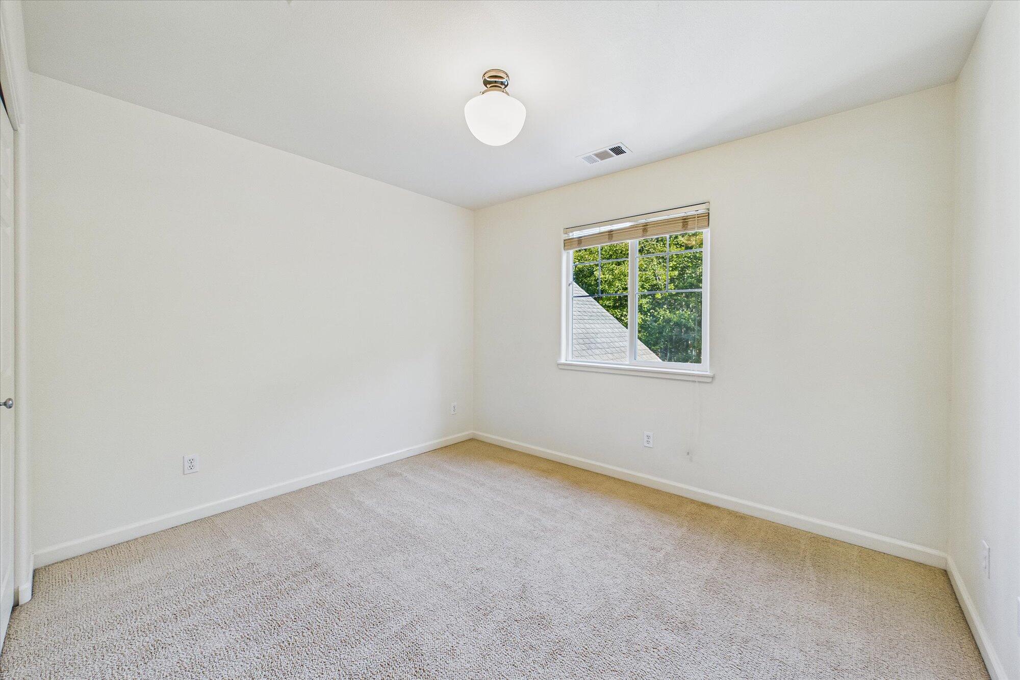 2700 Meadow Creek Way