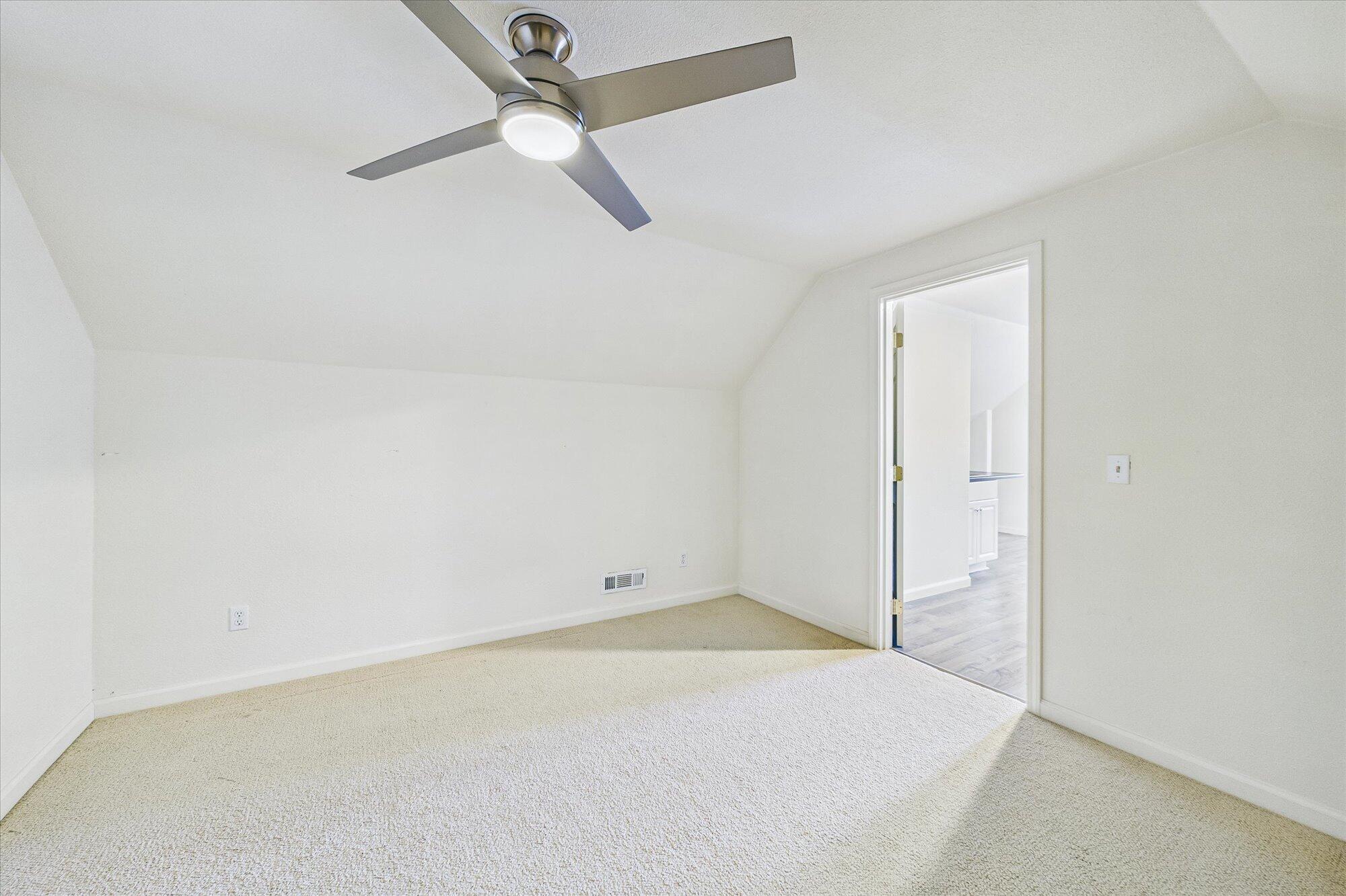 2700 Meadow Creek Way