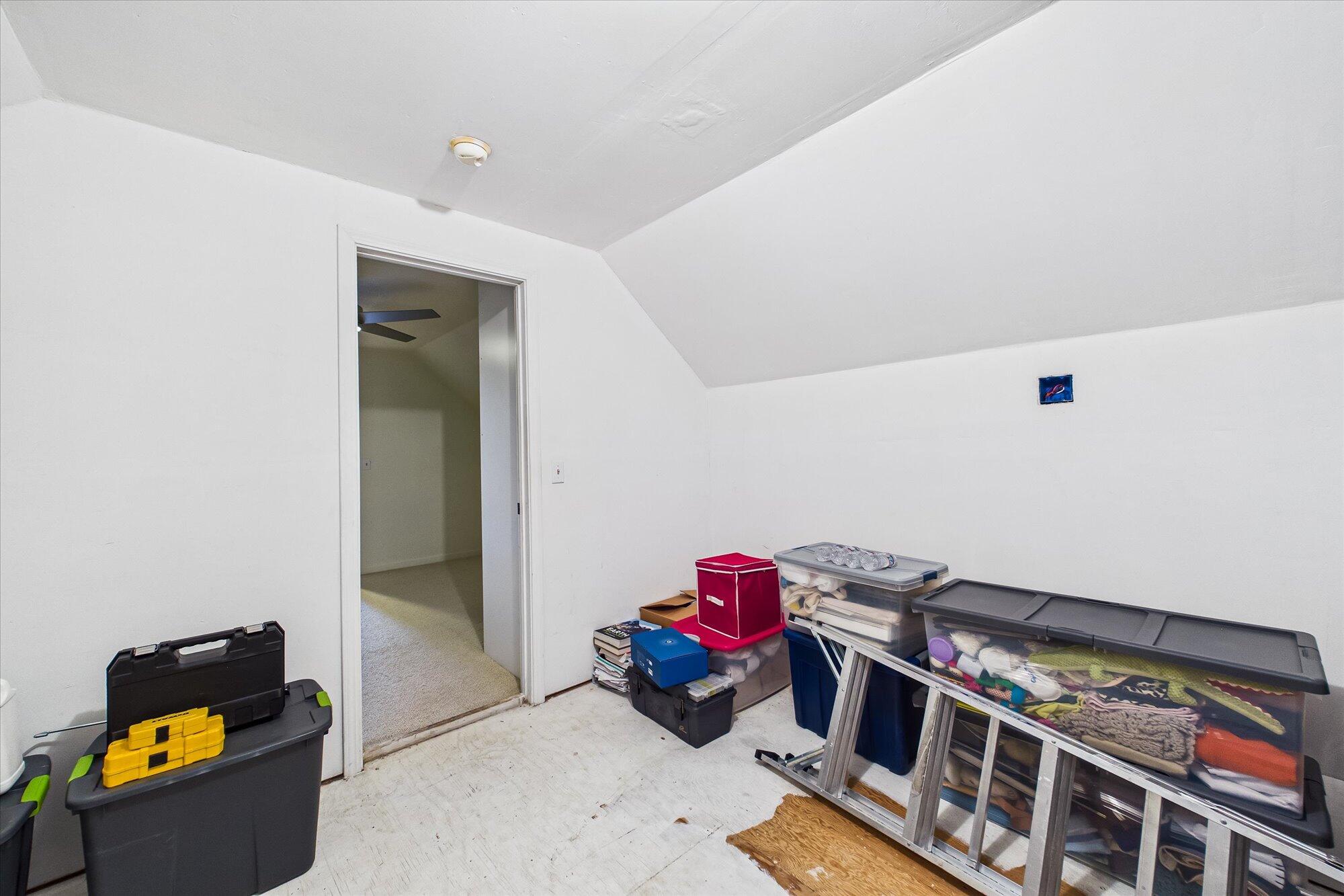 2700 Meadow Creek Way