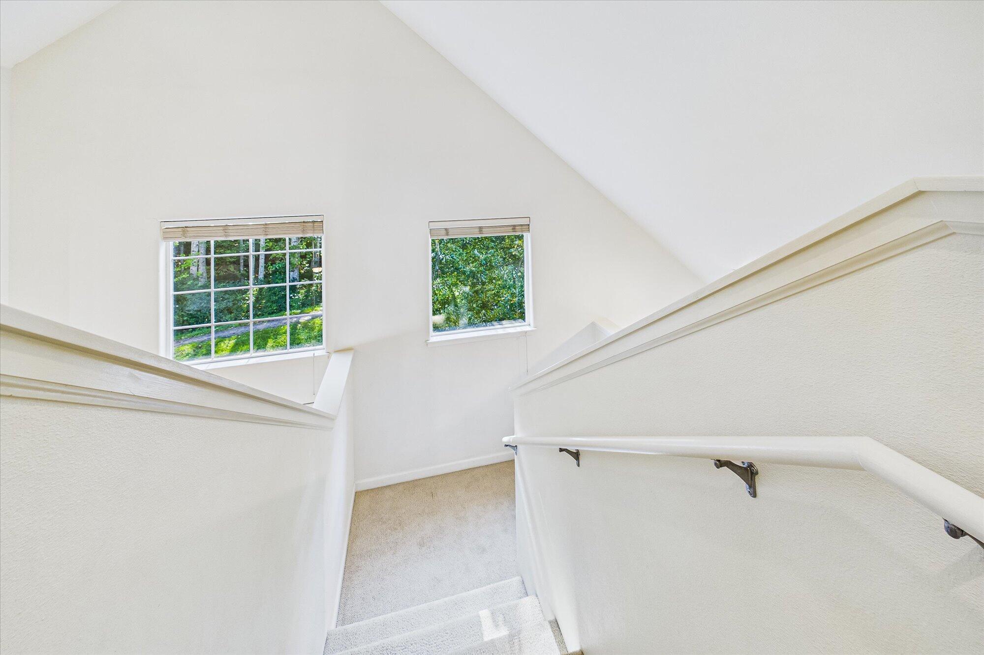 2700 Meadow Creek Way