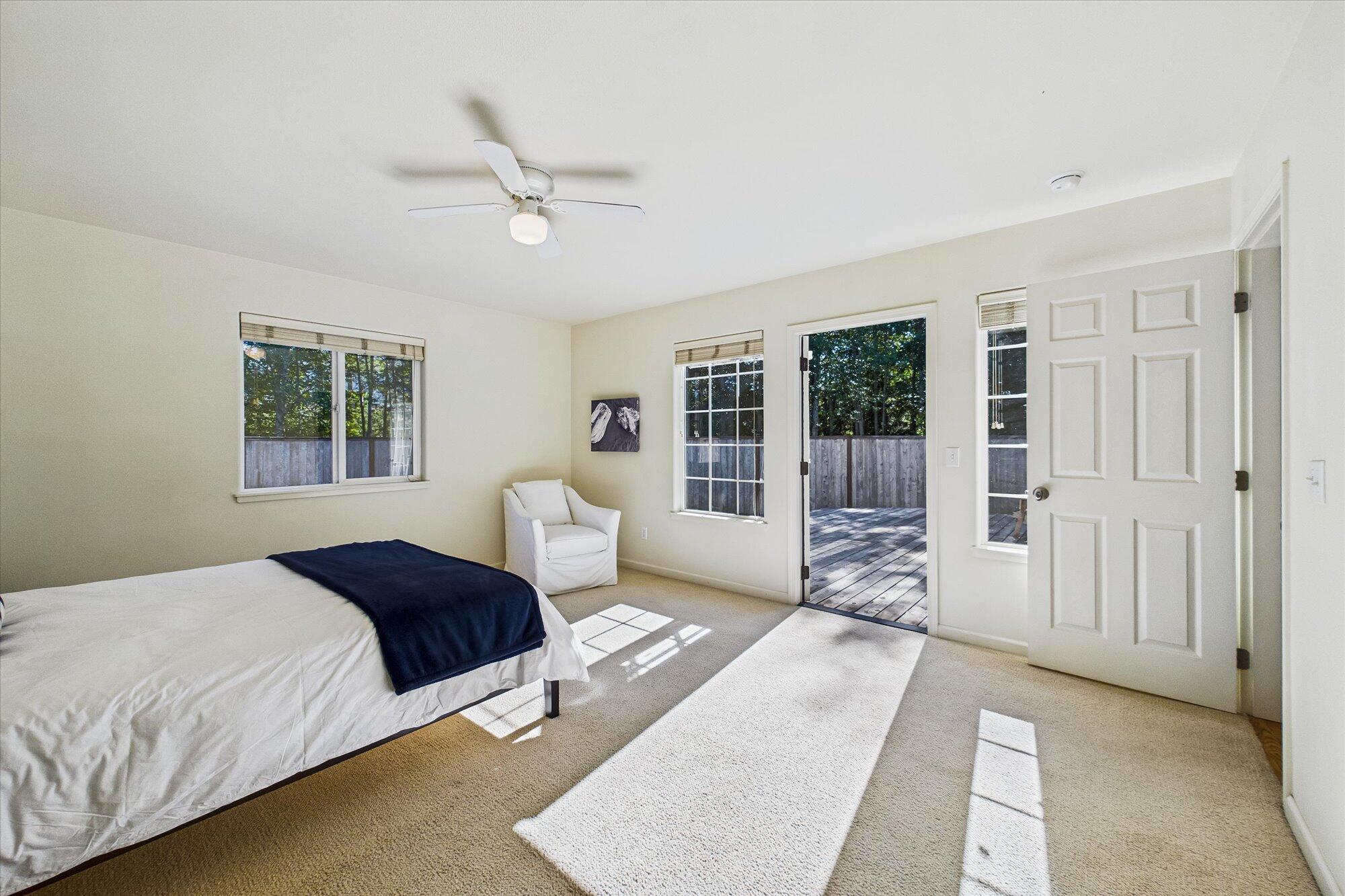 2700 Meadow Creek Way