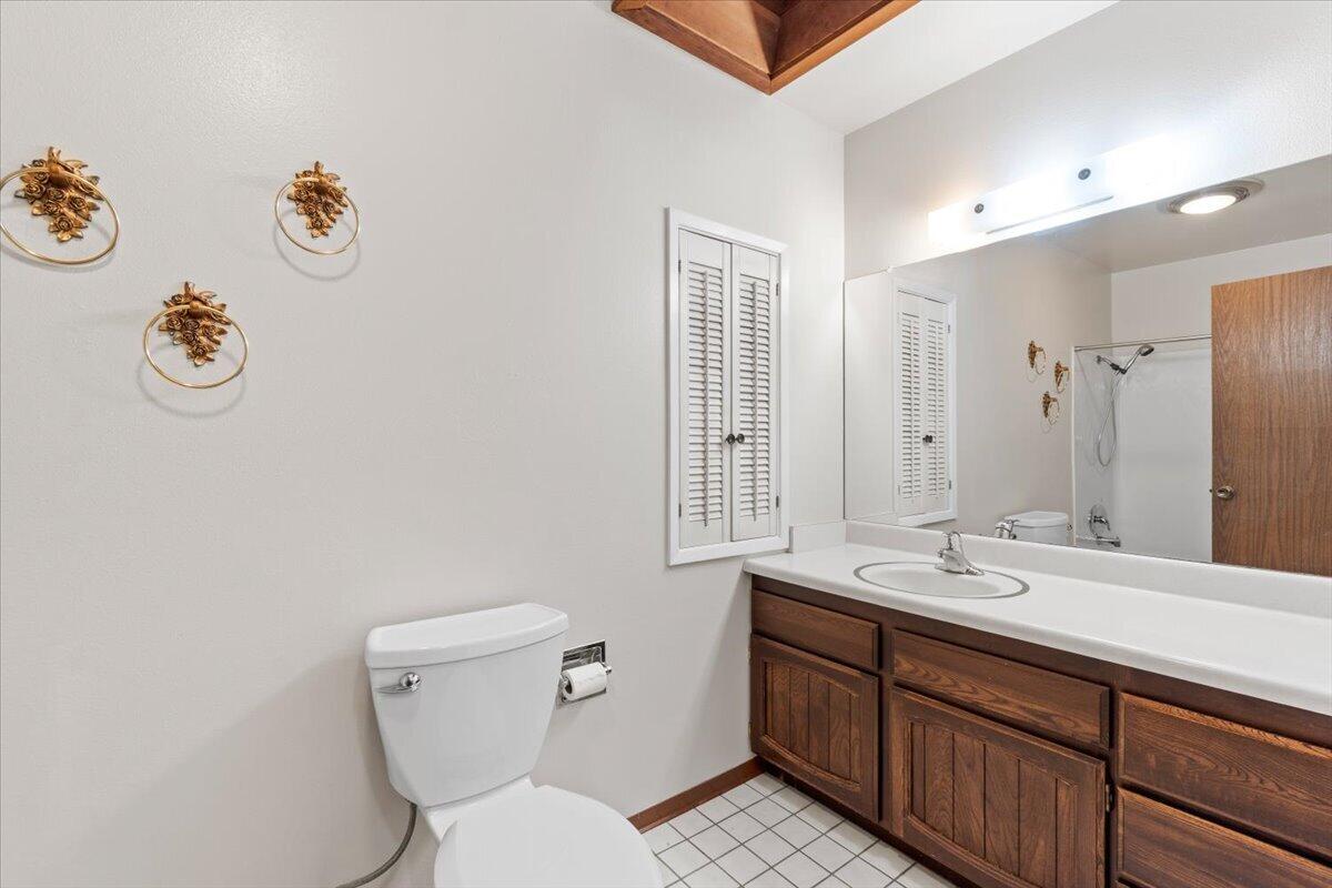 2485 Sonnenfelt Road