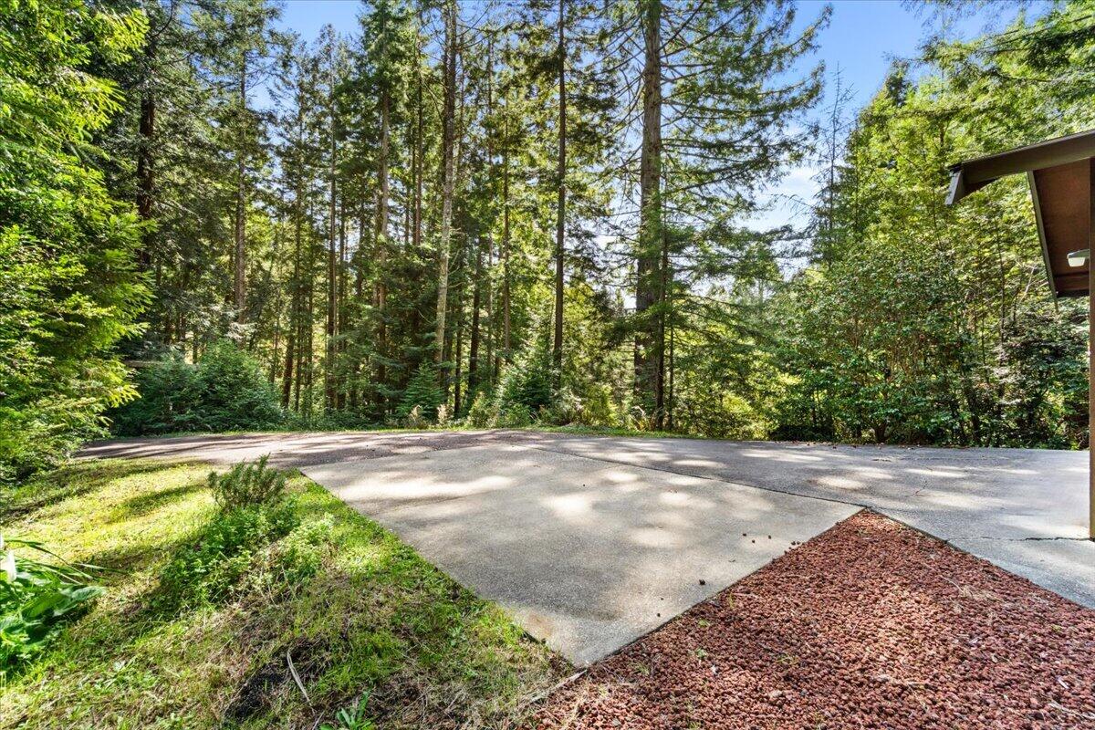 2485 Sonnenfelt Road