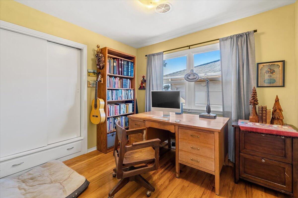 2036 Williams Street