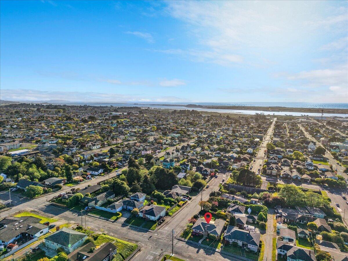 2036 Williams Street